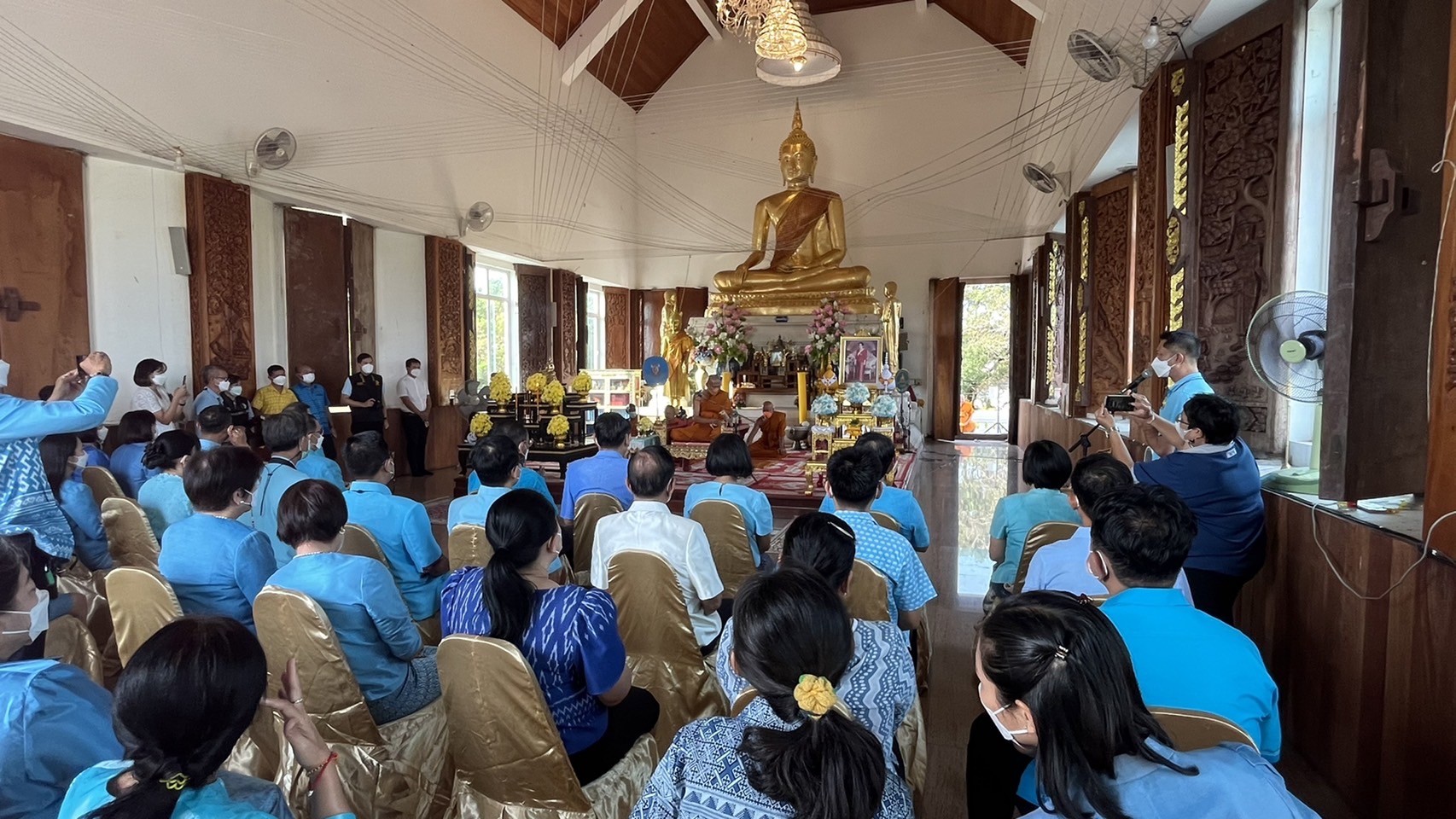 ???พช.ฉะเชิงเทรา ร่วมฟังเทศน์บทพระธรรมเทศนาเฉลิมพระธรรมบารมีใน “ อุภินนมัตถจรกถา” เฉลิมพระธรรมบารมีสมเด็จพระนางเจ้าสิริกิติ์ พระบรมราชินีนาถ พระบรมราชชนนีพันปีหลวง