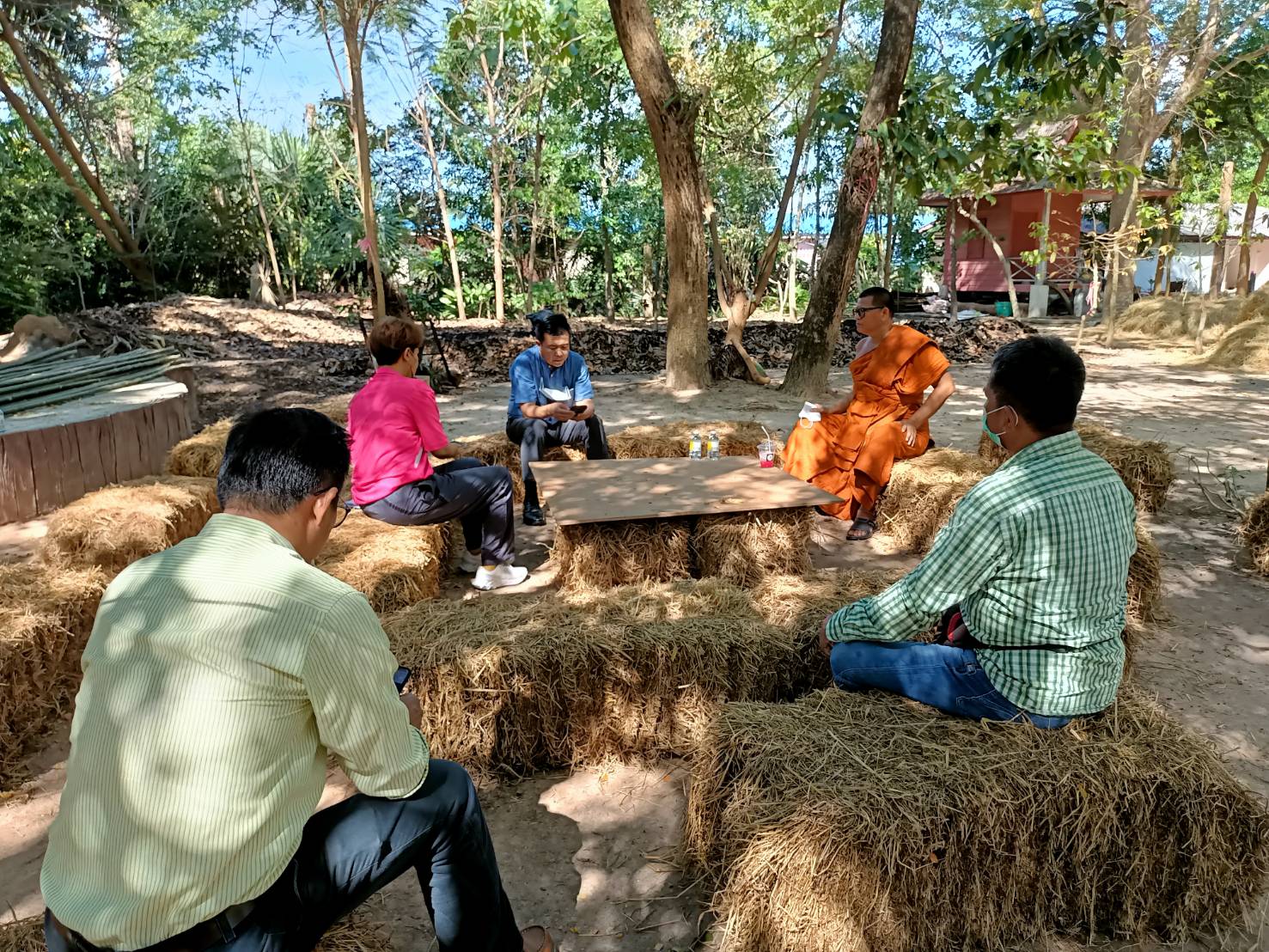 ??พช.ฉะเชิงเทรา ให้คำแนะนำแนวทางการจัดกิจกรรมวันดินโลกอำเภอแปลงยาว