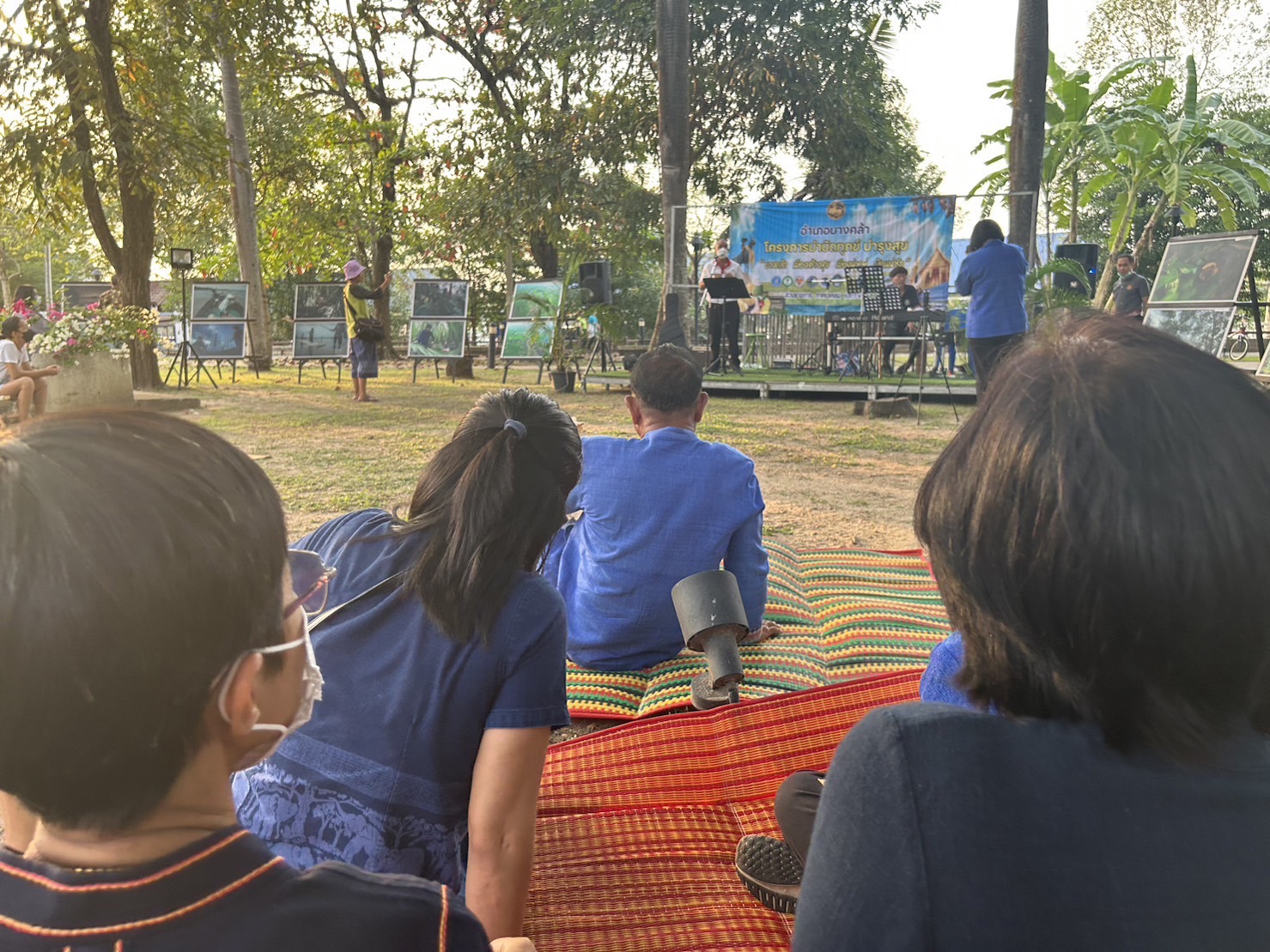 ?️??‍? พช.ฉะเชิงเทราร่วมพิธีเปิดโครงการบำบัดทุกข์ บำรุงสุข “บางคล้า เมืองสร้างสุข เมืองน่าอยู่ ผู้คนน่ารัก”