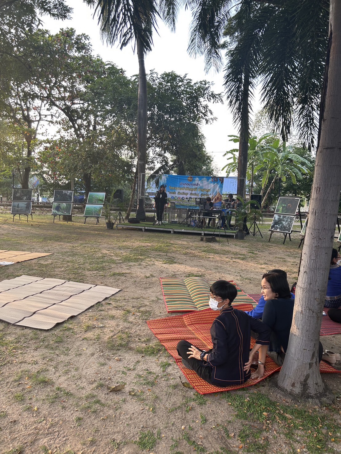 ?️??‍? พช.ฉะเชิงเทราร่วมพิธีเปิดโครงการบำบัดทุกข์ บำรุงสุข “บางคล้า เมืองสร้างสุข เมืองน่าอยู่ ผู้คนน่ารัก”