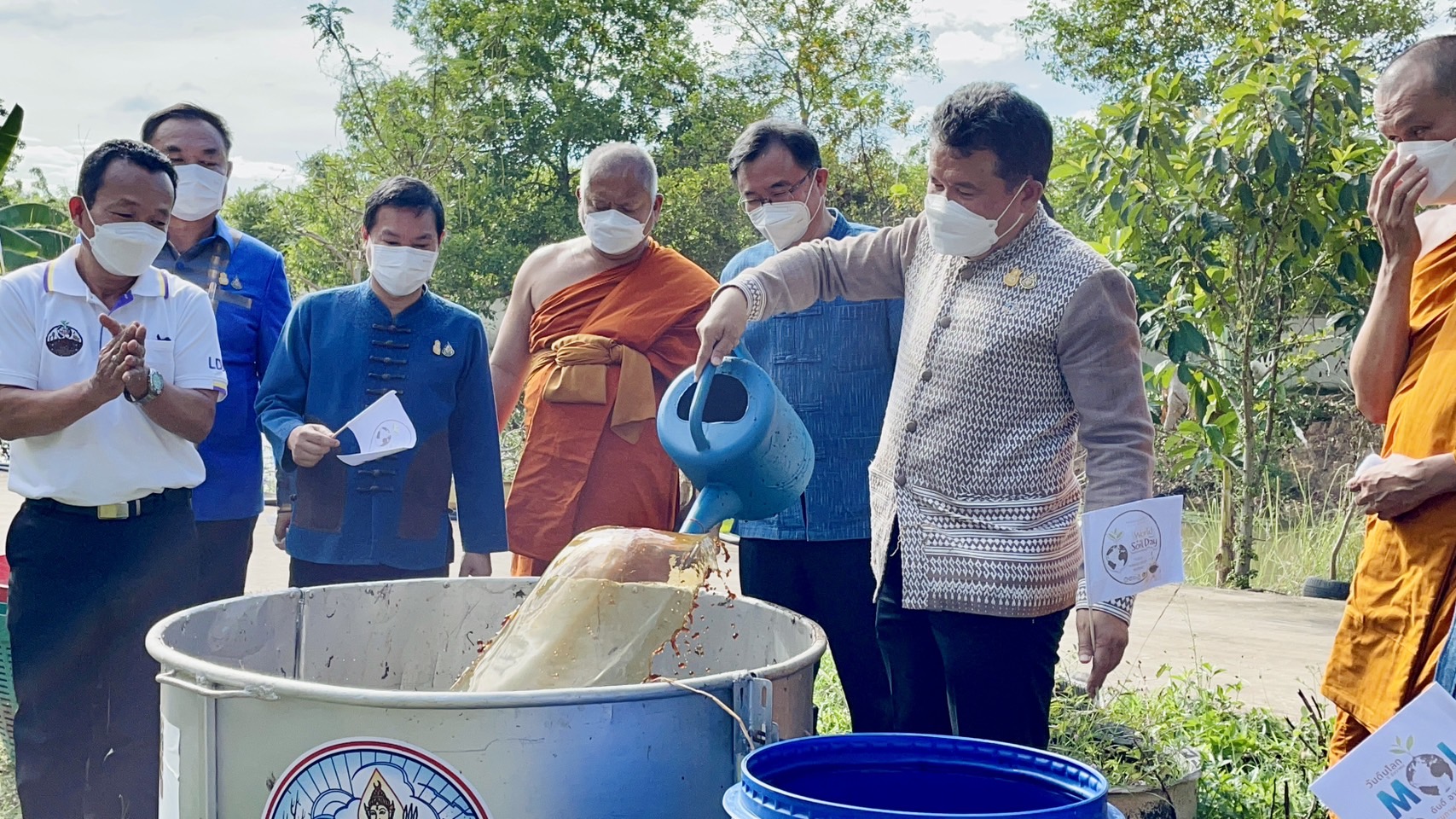??ปลัด มท. ร่วมกิจกรรม วันดินโลก (World Soil Day) บำรุงป่า รักษาผืนดิน  เทิดพระเกียรติ องค์ภูมิพลฯ