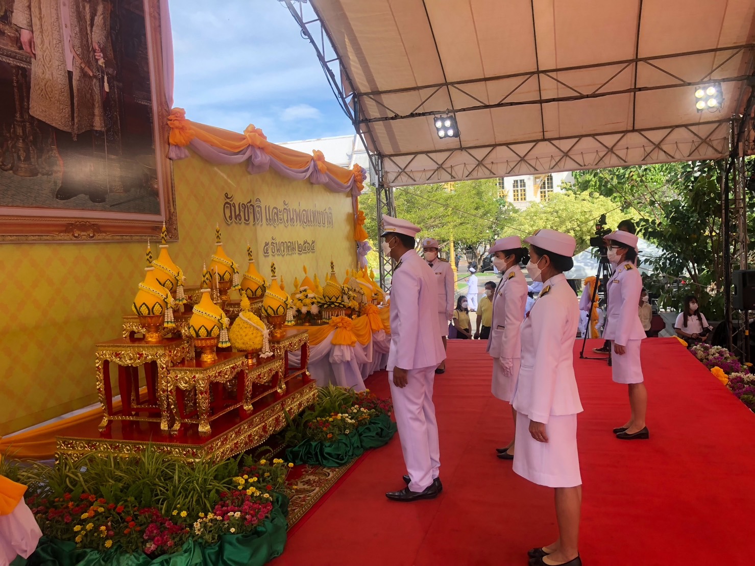 ??พช.ฉะเชิงเทรา ร่วมกิจกรรมเนื่องในวันพระราชสมภพพระบาทสมเด็จพระบรมชนกาธิเบศร มหาภูมิพลอดุลยเดชมหาราช บรมนาถบพิตร วันชาติ และวันพ่อแห่งชาติ 5 ธันวาคม 2565