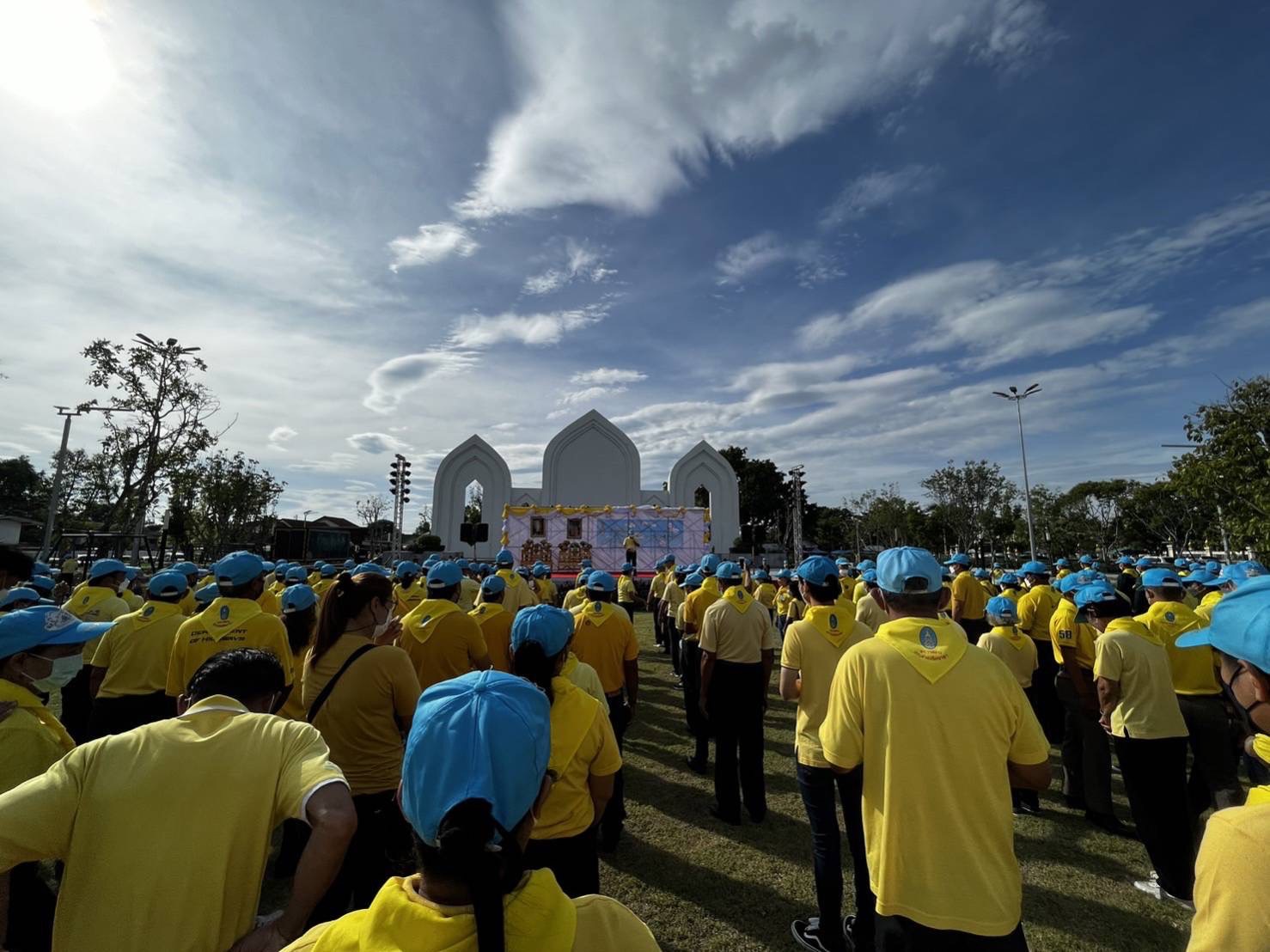 ??พช.ฉะเชิงเทรา ร่วมกิจกรรมเนื่องในวันพระราชสมภพพระบาทสมเด็จพระบรมชนกาธิเบศร มหาภูมิพลอดุลยเดชมหาราช บรมนาถบพิตร วันชาติ และวันพ่อแห่งชาติ 5 ธันวาคม 2565