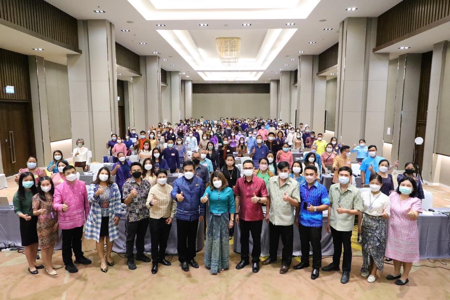 ??พช.ฉะเชิงเทรา ร่วมประชุมเชิงปฏิบัติการแนวทางการบริหารการจัดเก็บข้อมูลเพื่อการพัฒนาชุมชน ระดับจังหวัด ประจำปี 2566