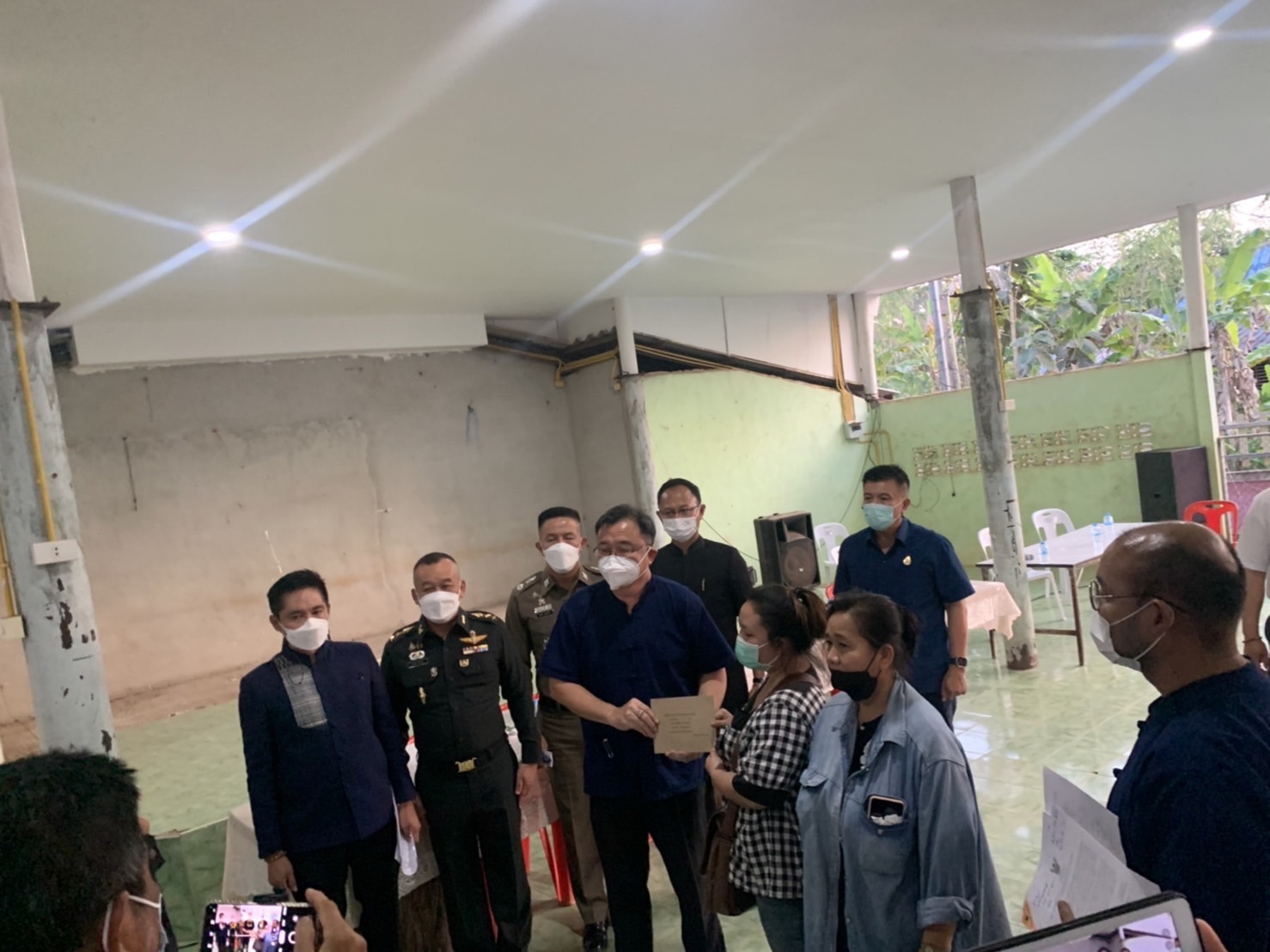 ??พช.ฉะเชิงเทราร่วมลงพื้นที่ประชุมหารือเพื่อพิจารณาแก้ไขปัญหาและเยียวยาประชาชนที่ได้รับผลกระทบจากช้างป่า