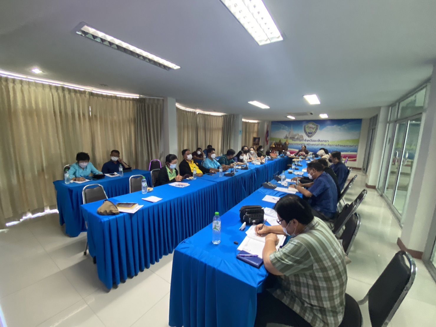 ??พช.ฉะเชิงเทราร่วมประชุมเชิงปฏิบัติการสร้างความรู้ความเข้าใจเครือข่ายคณะกรรมการบริหารศูนย์ประสานงานองค์การชุมชนระดับจังหวัด (ศอช.จ.)