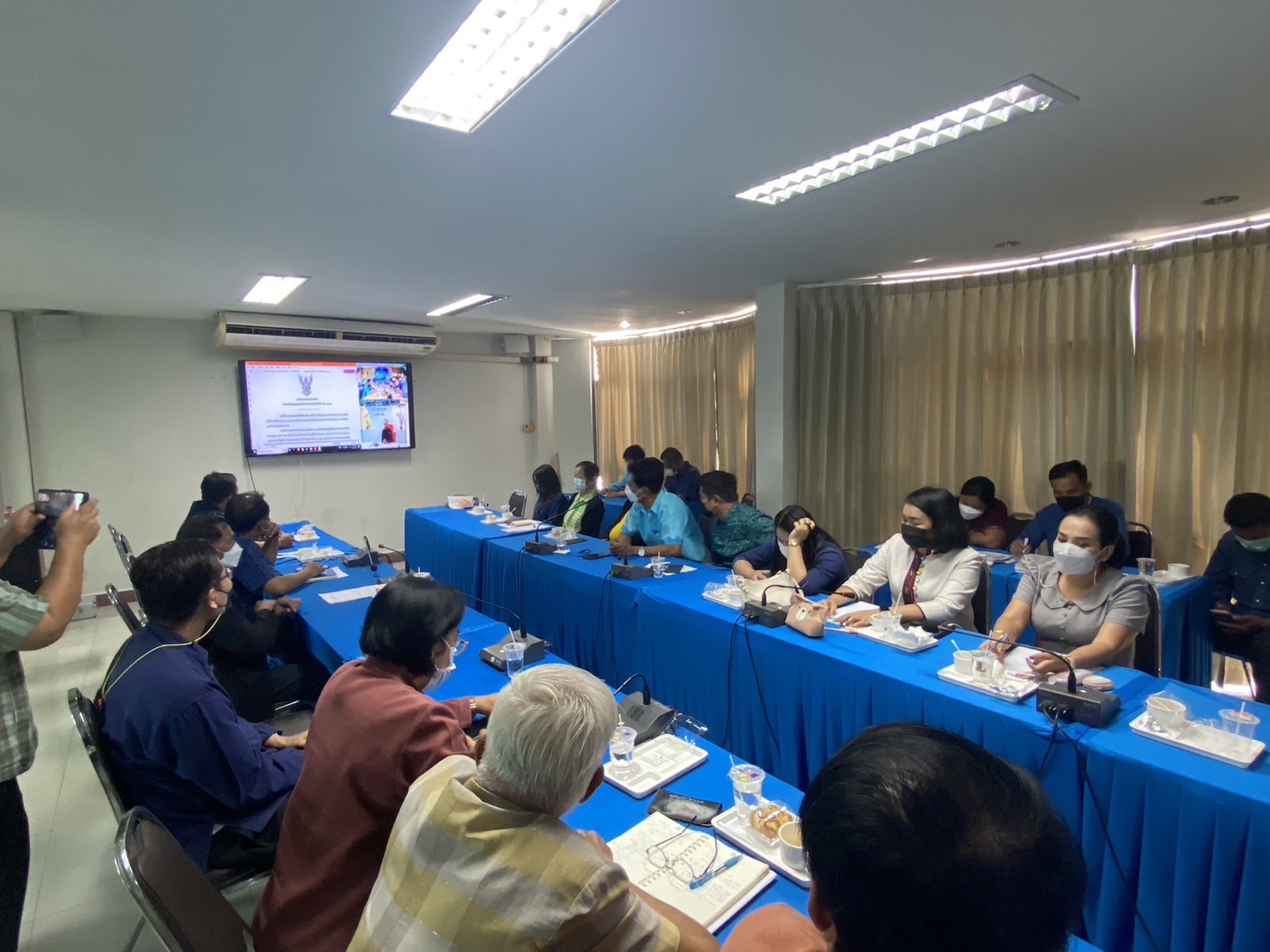 ??พช.ฉะเชิงเทราร่วมประชุมเชิงปฏิบัติการสร้างความรู้ความเข้าใจเครือข่ายคณะกรรมการบริหารศูนย์ประสานงานองค์การชุมชนระดับจังหวัด (ศอช.จ.)