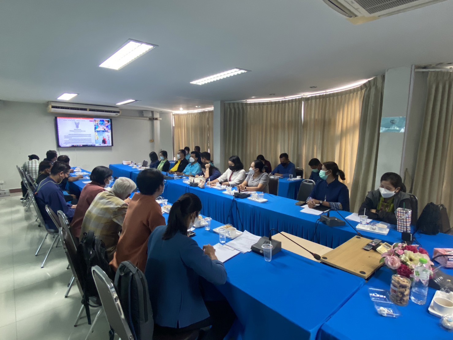 ??พช.ฉะเชิงเทราร่วมประชุมเชิงปฏิบัติการสร้างความรู้ความเข้าใจเครือข่ายคณะกรรมการบริหารศูนย์ประสานงานองค์การชุมชนระดับจังหวัด (ศอช.จ.)