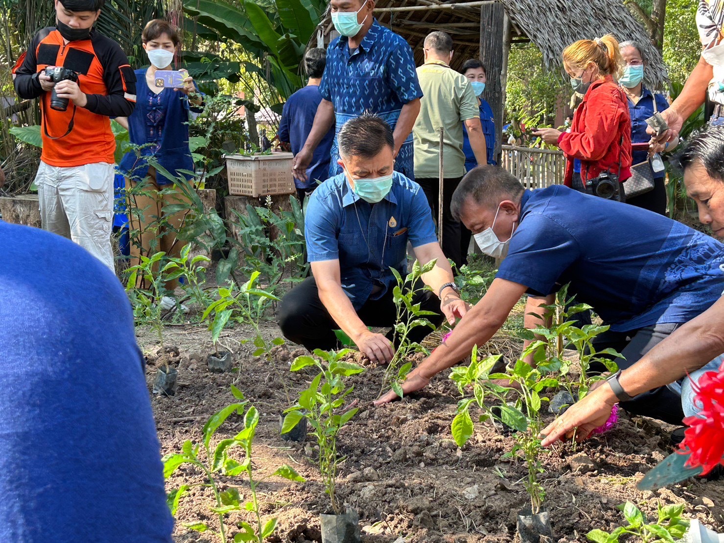 ??พช.ฉะเชิงเทราร่วมงานวันดินโลก ประจำปี 2565 อำเภอแปลงยาว