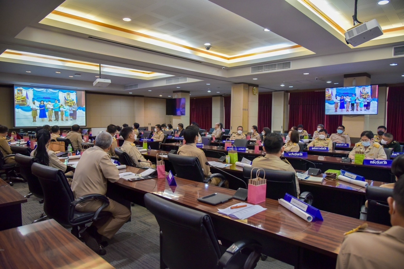 ??พช.ฉะเชิงเทราร่วมประชุมหัวหน้าส่วนราชการประจำเดือนธันวาคม 2565