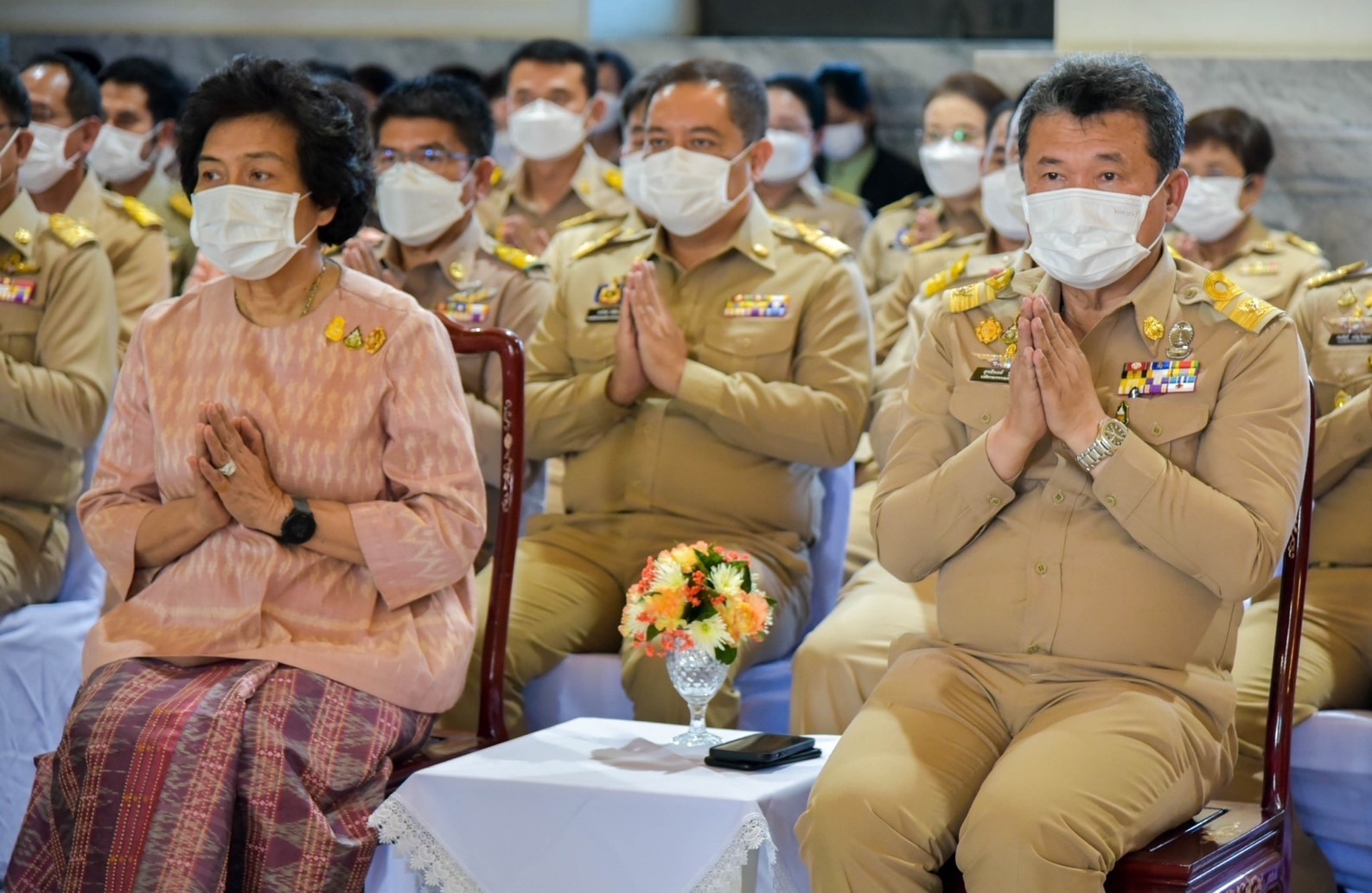 ??ปลัดมท. นำทีมผู้บริหารกระทรวงมหาดไทยร่วมกิจกรรมบำเพ็ญกุศลไถ่ชีวิตโค กระบือ เพื่อถวายพระพรแด่สมเด็จพระเจ้าลูกเธอ เจ้าฟ้าพัชรกิติยาภา นเรนทิราเทพยวดี กรมหลวงราชสาริณีสิริพัชร มหาวัชรราชธิดา