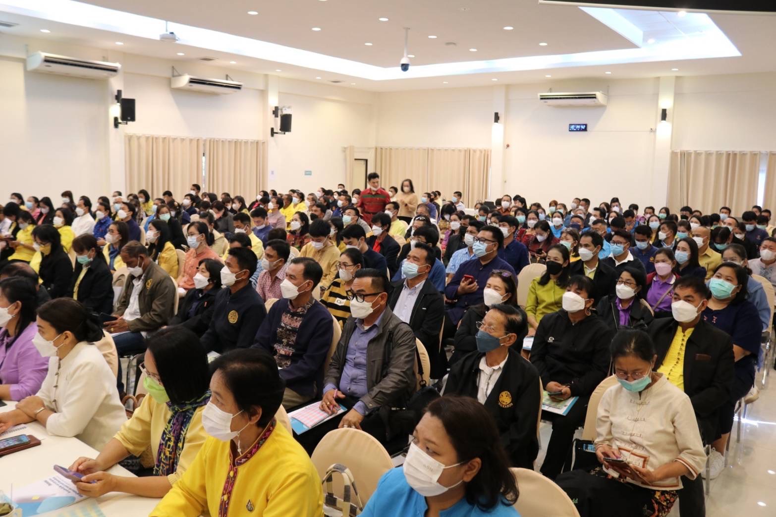 ??พช.ฉะเชิงเทราร่วมประชุมปฏิบัติการงานทุนชุมชนเสริมสร้างธรรมาภิบาลและการเข้าถึงแหล่งทุน