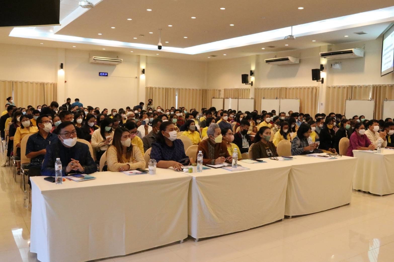 ??พช.ฉะเชิงเทราร่วมประชุมปฏิบัติการงานทุนชุมชนเสริมสร้างธรรมาภิบาลและการเข้าถึงแหล่งทุน