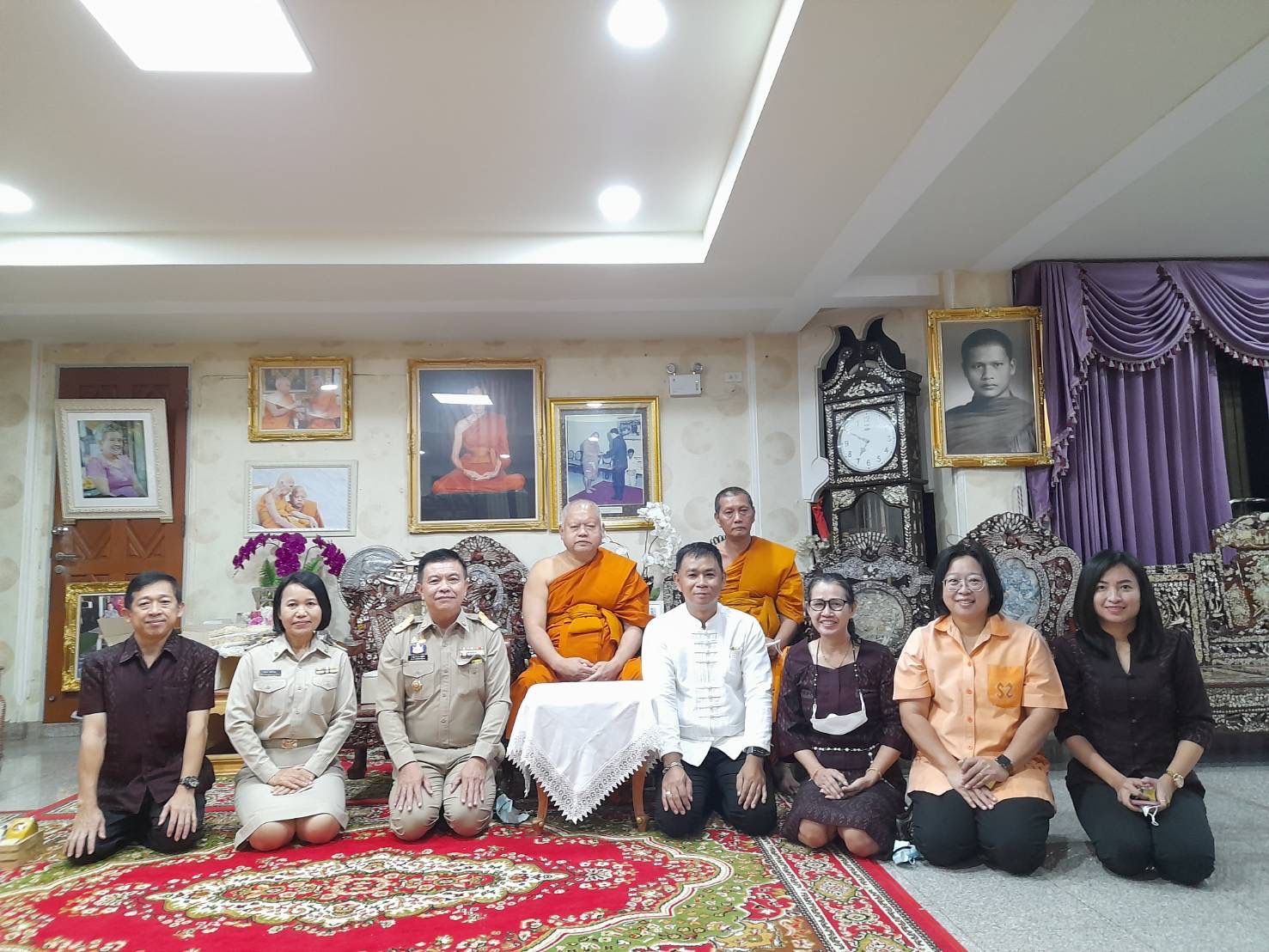 ??ทีมพช.ฉะเชิงเทรา เข้ากราบนมัสการเจ้าอาวาสวัดโสธรวรารามวรวิหารเนื่องในโอกาสวันขึ้นปีใหม่ พ.ศ.2566