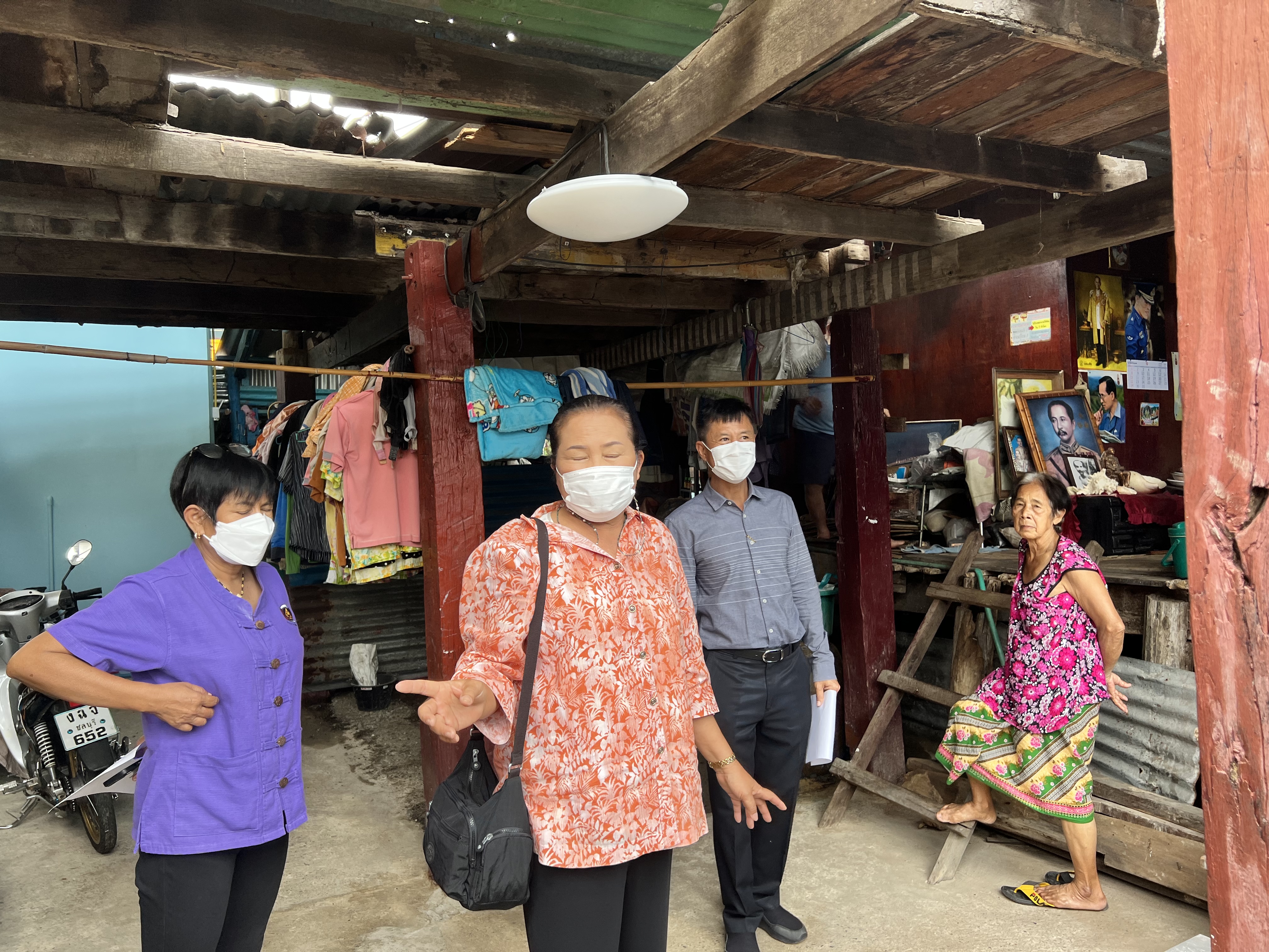 ??พช. ฉะเชิงเทรา ลงพื้นที่เตรียมความพร้อมส่งมอบบ้านโครงการบ้านห่วงใยจากใจ GLO ประจำปี 2565