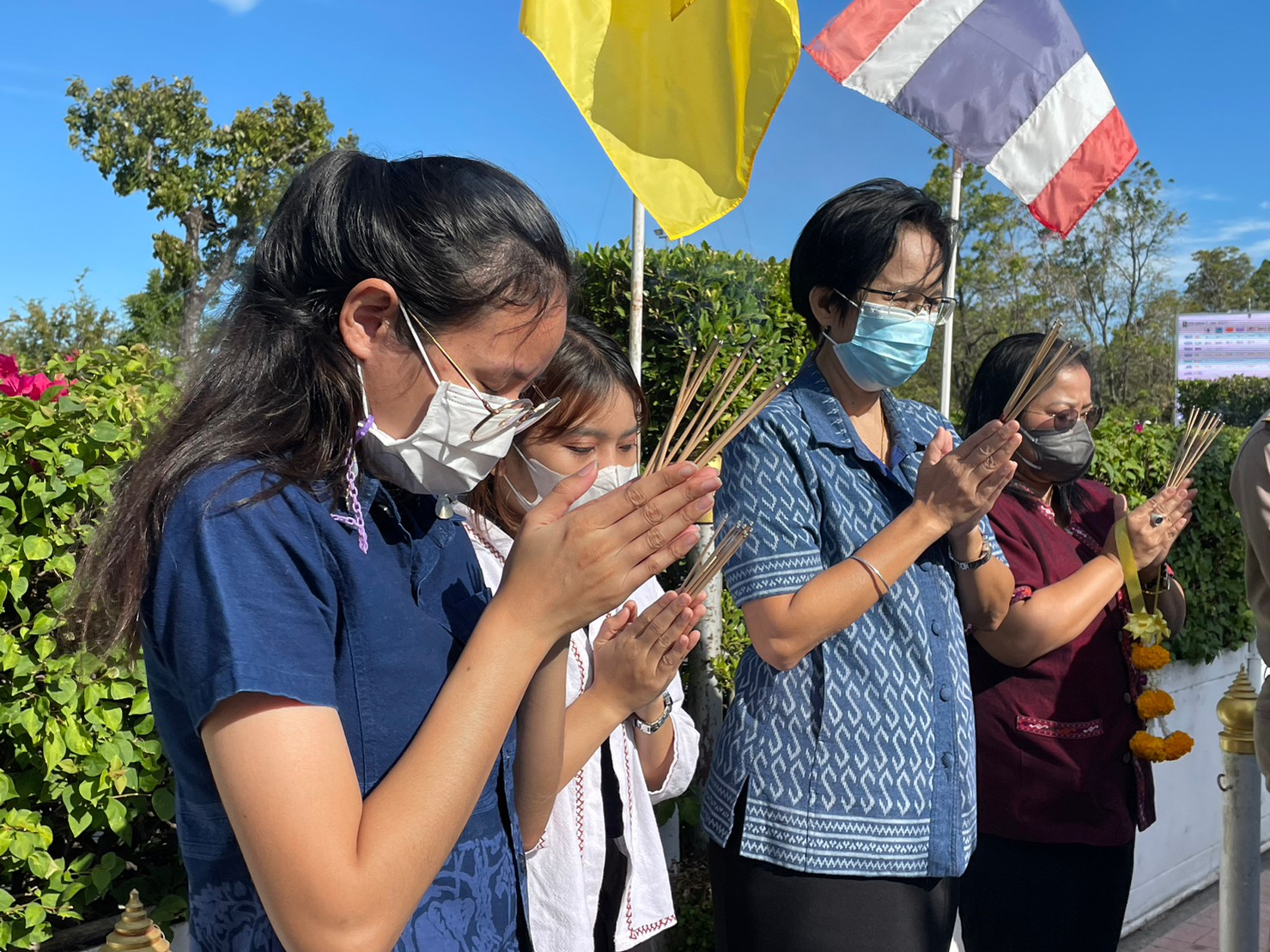 ??พช. ฉะเชิงเทรา ต้อนรับน้องใหม่ สักการะสิ่งศักดิ์สิทธิ์ ศาลากลางจังหวัดฉะเชิงเทรา