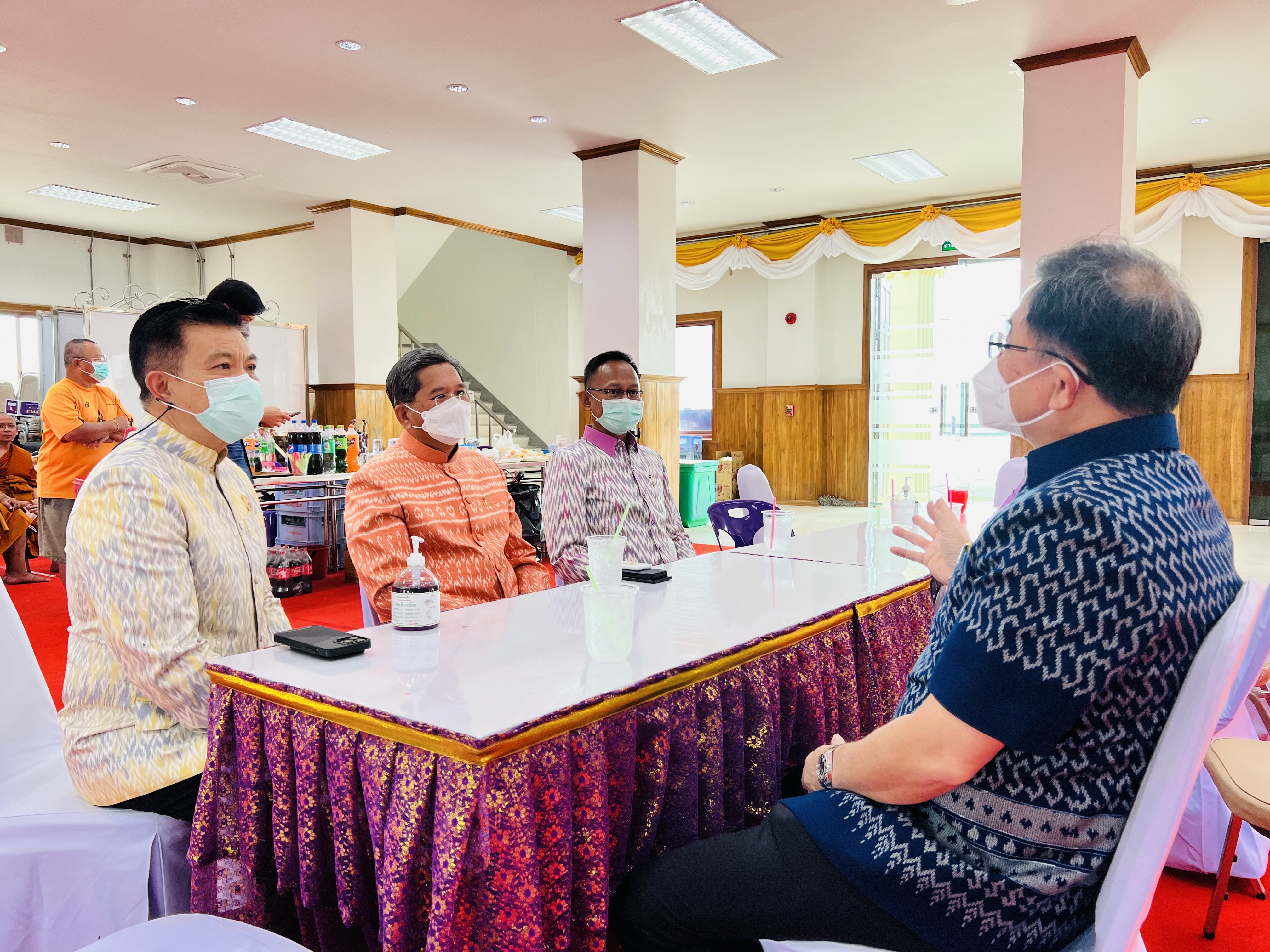 ??พช. ฉะเชิงเทรา ร่วมเป็นเจ้าภาพถวายปัจจัย ในพิธีบรรพชาอุปสมบท 99 รูป ถวายพระพรชัยมงคล แด่สมเด็จพระเจ้าลูกเธอ เจ้าฟ้าพัชรกิติยาภาฯ