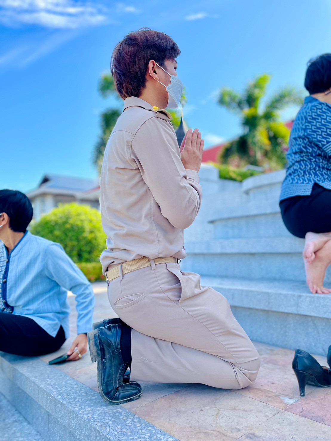 ??พช. ฉะเชิงเทรา ต้อนรับน้องใหม่ สักการะสิ่งศักดิ์สิทธิ์ ศาลากลางจังหวัดฉะเชิงเทรา