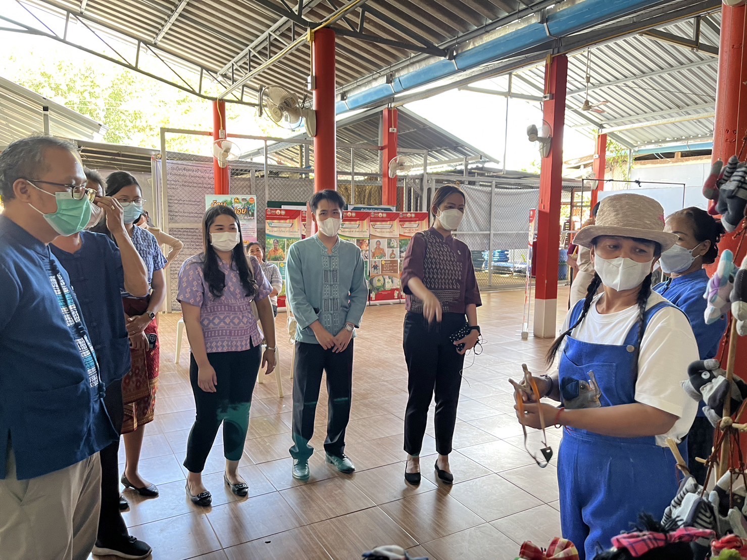 ??Happy work place พช. แปดริ้ว ทำงานอย่างมีความสุข