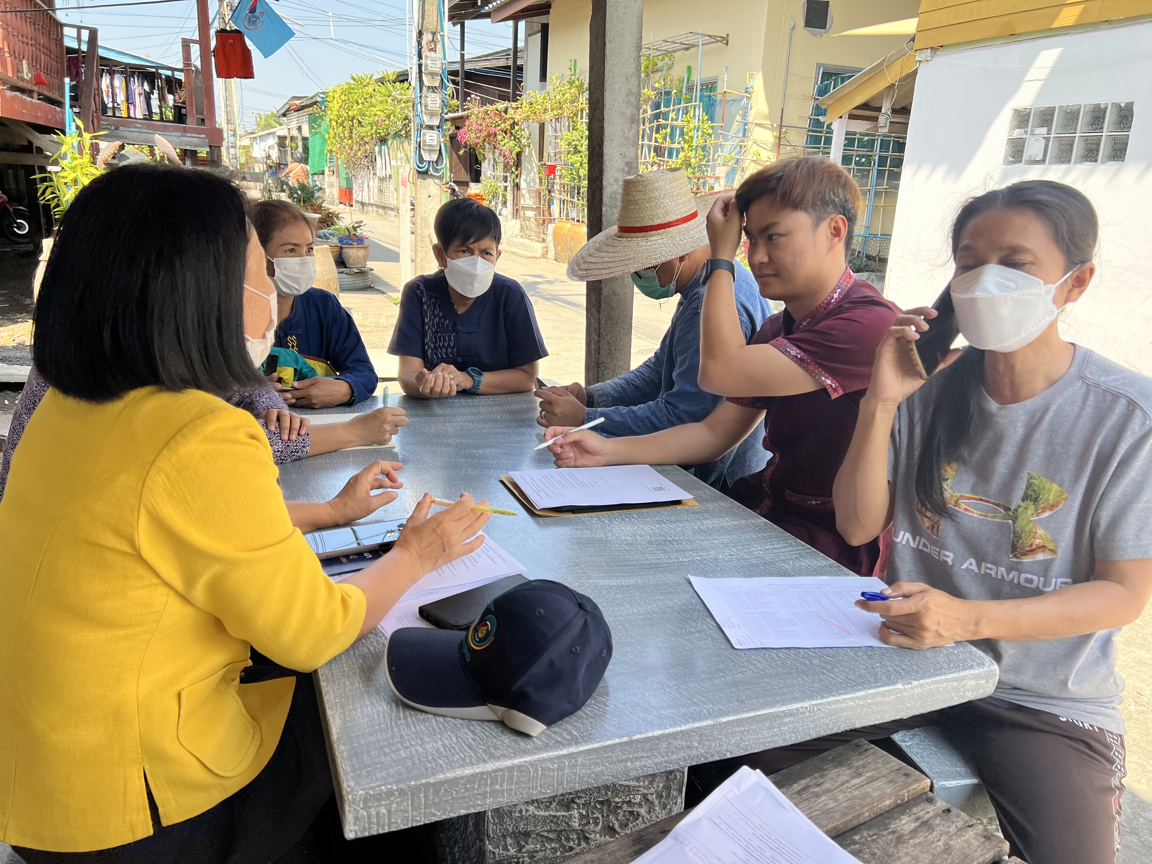 ??พช. ฉะเชิงเทรา เตรียมความพร้อมส่งมอบบ้าน GLO และติดตามการดำเนินงาน จปฐ.