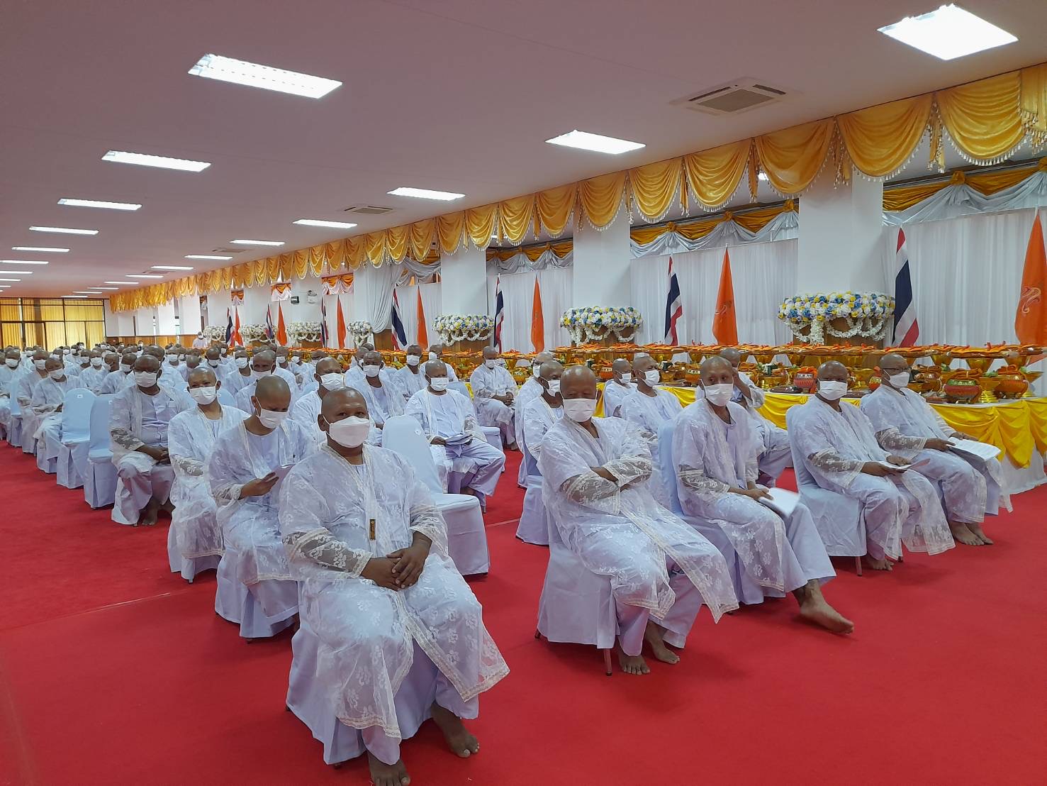 ??พช. ฉะเชิงเทรา ร่วมพิธีบรรพชาอุปสมบท 99 รูป ถวายพระพรชัยมงคล แด่สมเด็จพระเจ้าลูกเธอ เจ้าฟ้าพัชรกิติยาภาฯ วันที่ 2