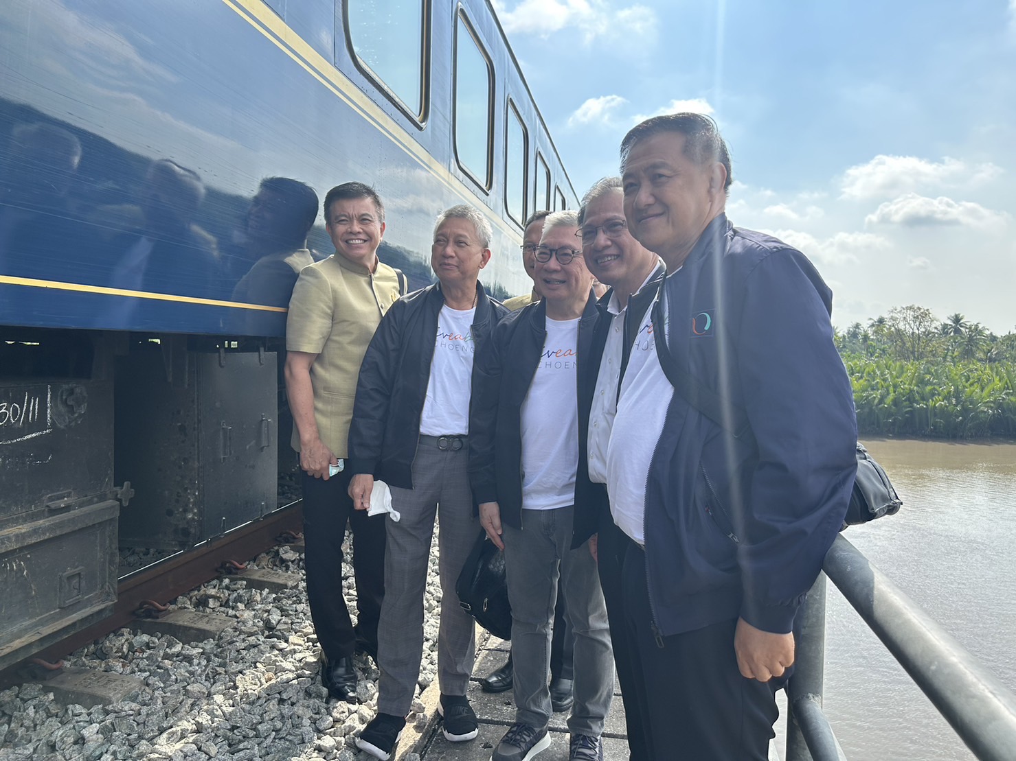 ??พช. ฉะเชิงเทรา ร่วมทริป “ อิ่มบุญ อิ่มอร่อย ช้อปคุ้ม เสริมสิริมงคล ไปกับขบวนรถ KIHA 183”