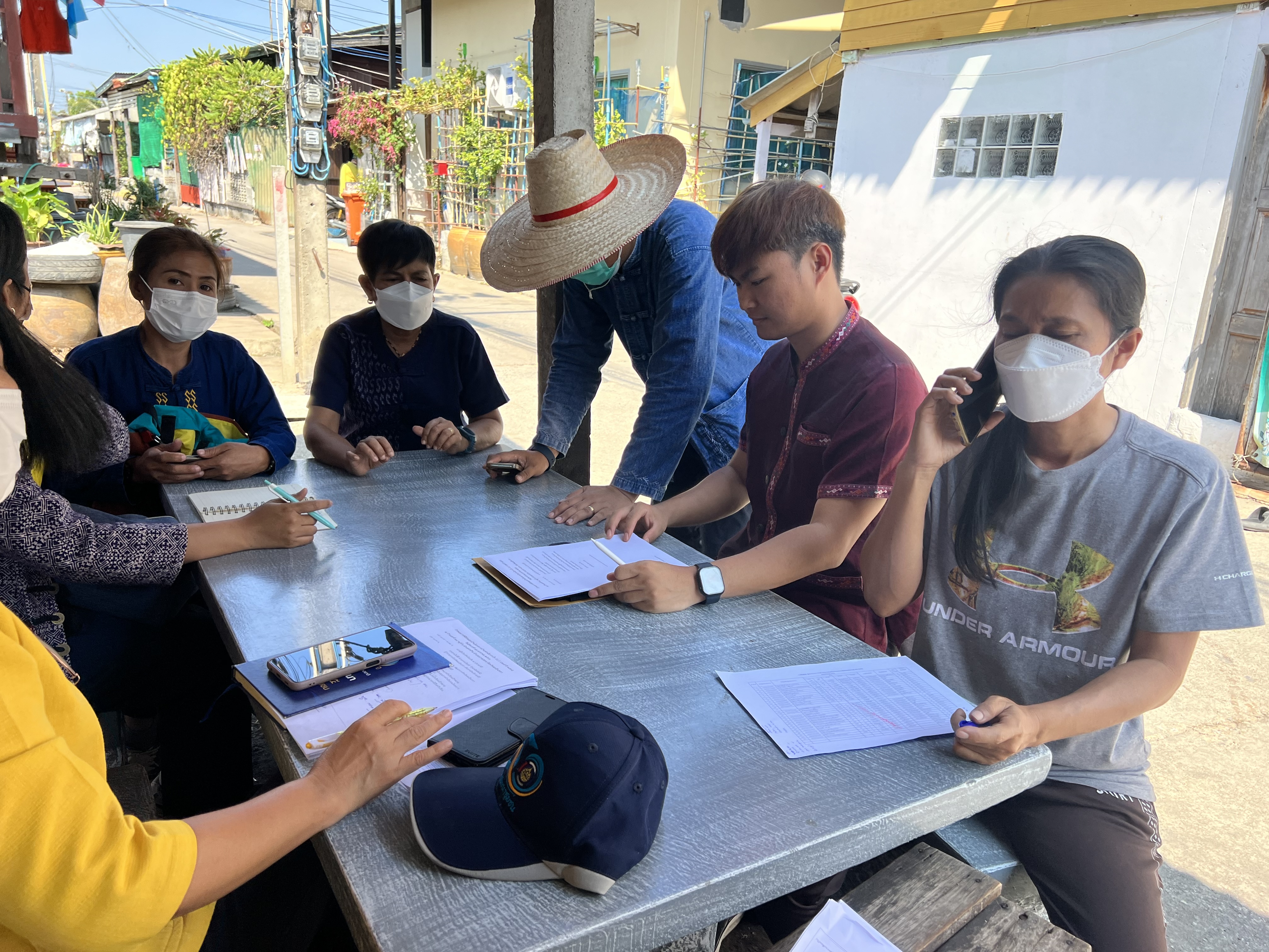 ??พช. ฉะเชิงเทรา เตรียมความพร้อมส่งมอบบ้าน GLO และติดตามการดำเนินงาน จปฐ.