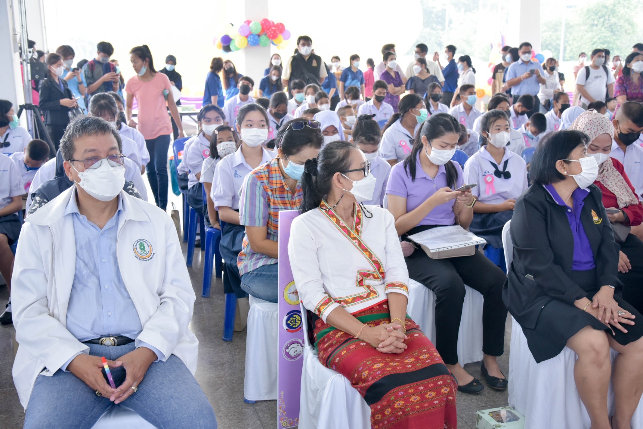 ?? พช. ฉะเชิงเทรา ร่วมงานฉลองวันเด็กแห่งชาติ ส่งมอบทุนพัฒนาเด็กชนบทฯ 30,000 บาท !!