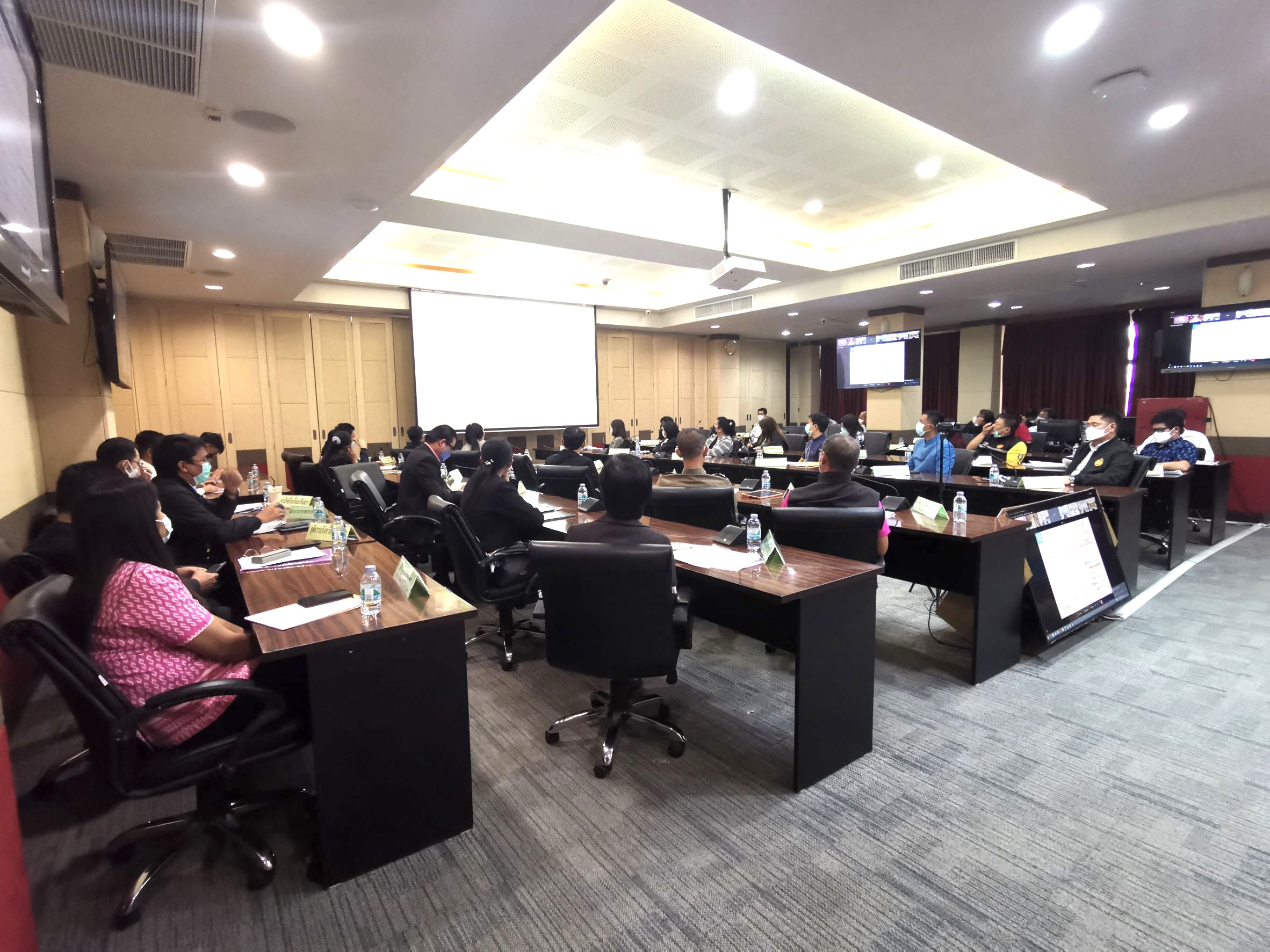 ??พช. ฉะเชิงเทรา ร่วมประชุม 3 ฝ่าย คณะกรรมาธิการติดตามการบริหารงบประมาณวุฒิสภา