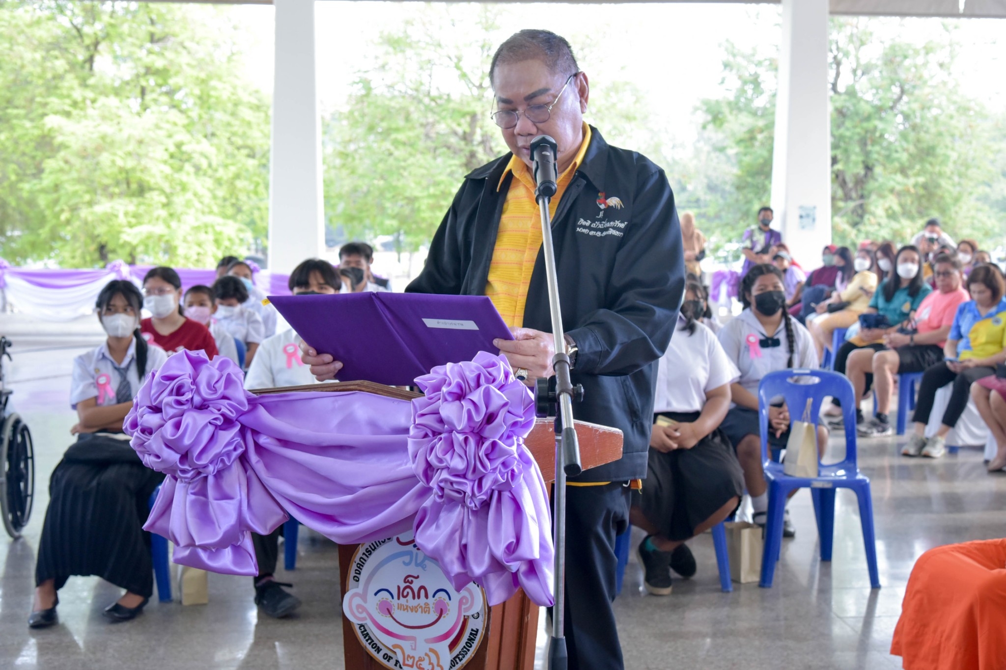 ?? พช. ฉะเชิงเทรา ร่วมงานฉลองวันเด็กแห่งชาติ ส่งมอบทุนพัฒนาเด็กชนบทฯ 30,000 บาท !!