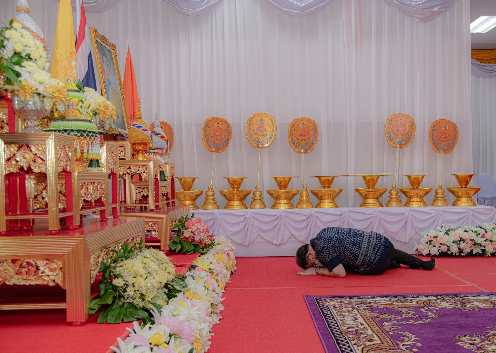 ??พช. ฉะเชิงเทรา ร่วมเป็นเจ้าภาพถวายปัจจัย ในพิธีบรรพชาอุปสมบท 99 รูป ถวายพระพรชัยมงคล แด่สมเด็จพระเจ้าลูกเธอ เจ้าฟ้าพัชรกิติยาภาฯ