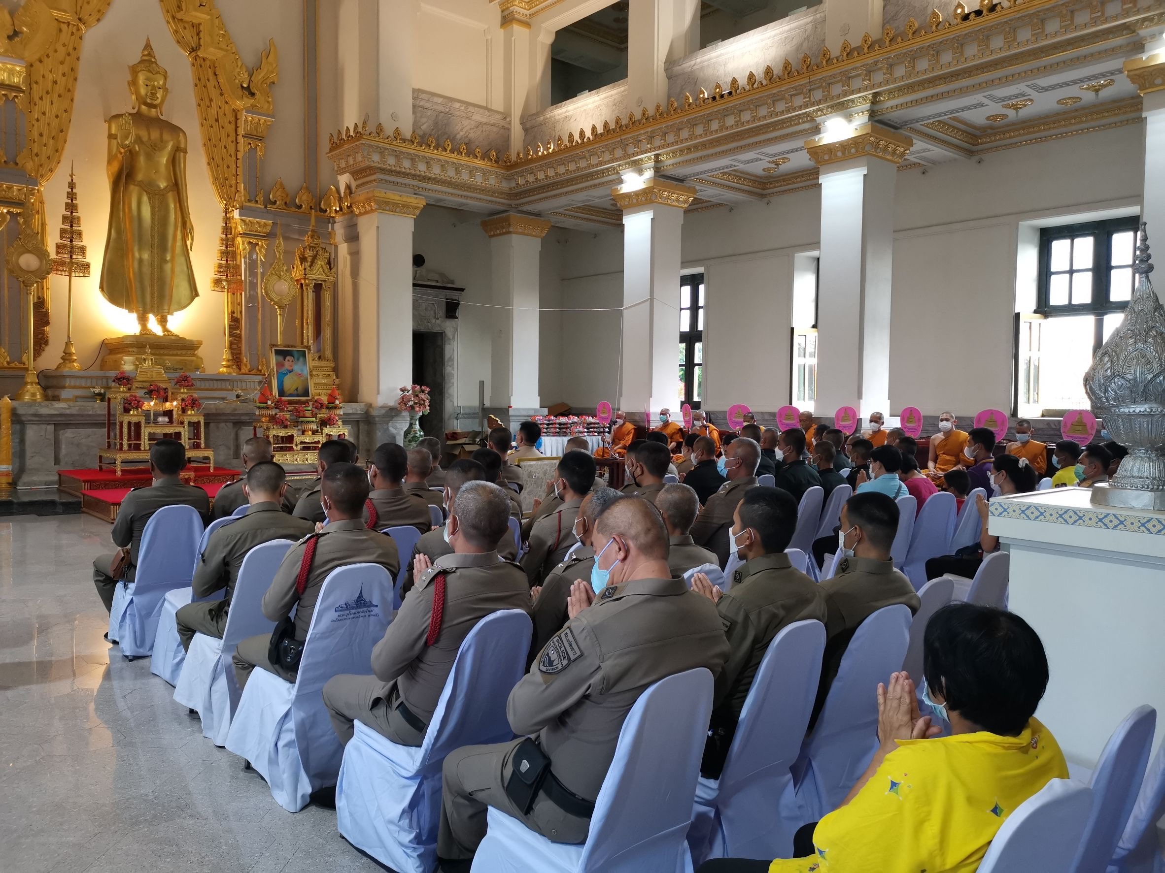 ??พช. ฉะเชิงเทรา ร่วมเจริญพุทธมนต์ เจริญจิตตภาวนาถวายพระพรไชยมงคล แด่สมเด็จพระเจ้าลูกเธอเจ้าฟ้าพัชรกิติยาภา