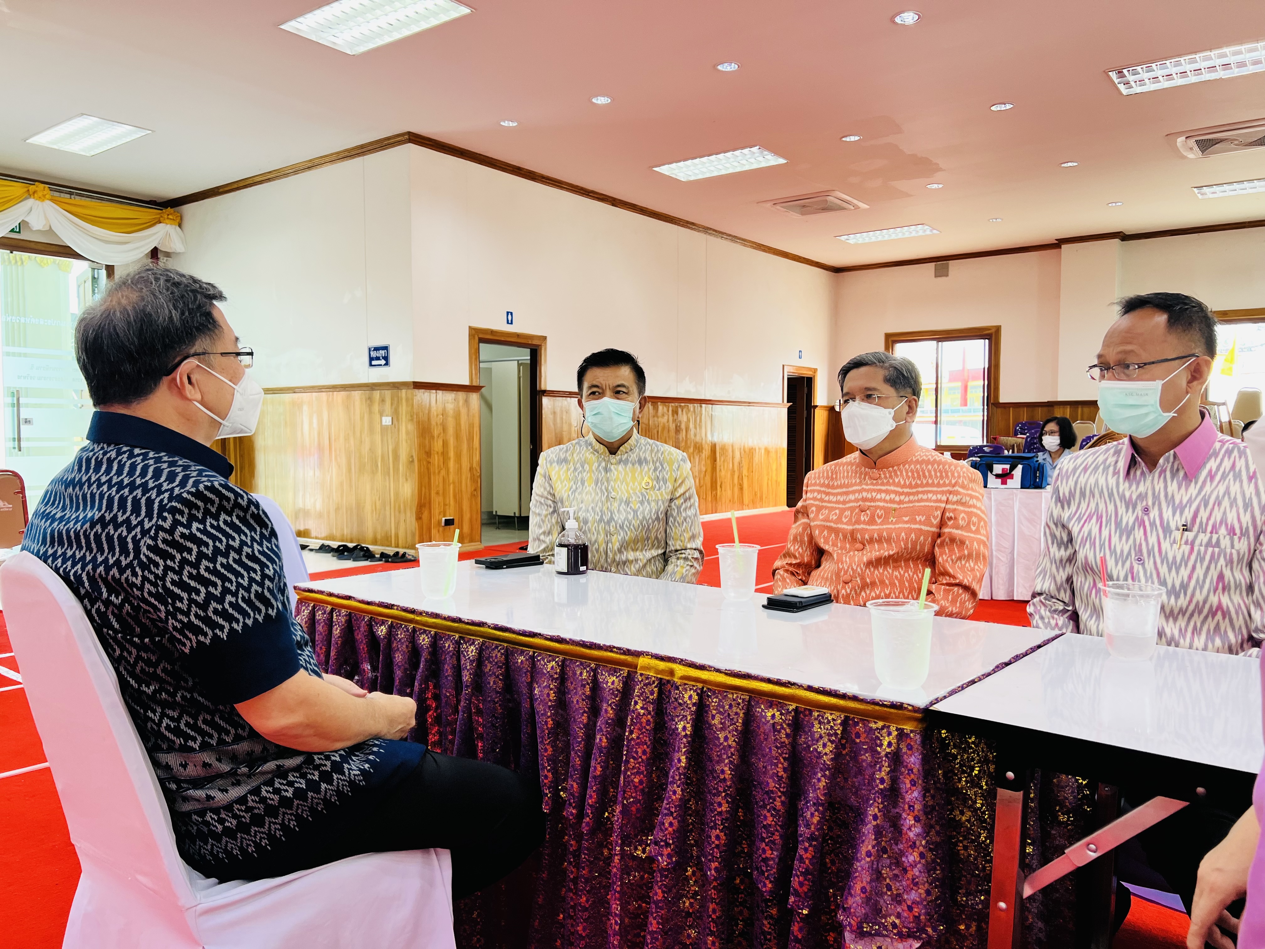 ??พช. ฉะเชิงเทรา ร่วมเป็นเจ้าภาพถวายปัจจัย ในพิธีบรรพชาอุปสมบท 99 รูป ถวายพระพรชัยมงคล แด่สมเด็จพระเจ้าลูกเธอ เจ้าฟ้าพัชรกิติยาภาฯ