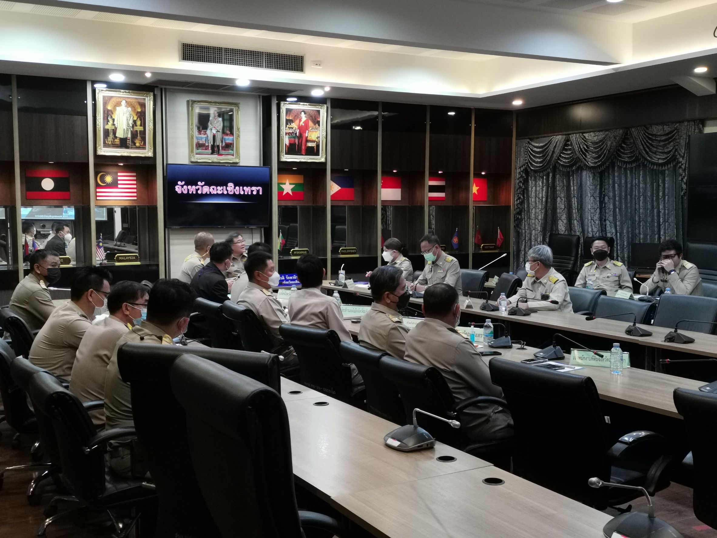 ??พช. ฉะเชิงเทรา ร่วมการประชุมขับเคลื่อนและติดตามนโยบายของรัฐบาล และภารกิจสำคัญของกระทรวงมหาดไทย ประจำปีงบประมาณ พ.ศ. ๒๕๖๖ (เดือนมกราคม ๒๕๖๖)