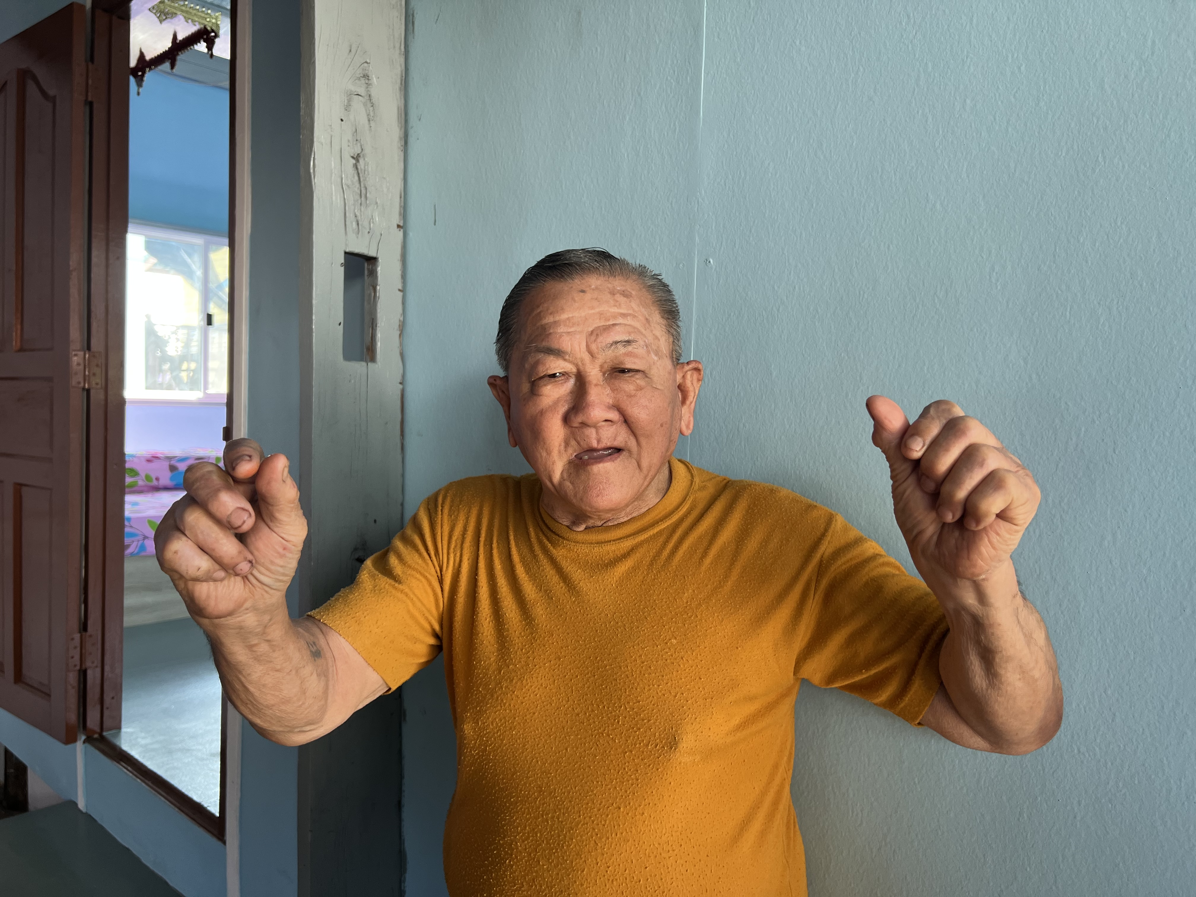 ??พช. ฉะเชิงเทรา เตรียมความพร้อมส่งมอบบ้าน GLO และติดตามการดำเนินงาน จปฐ.