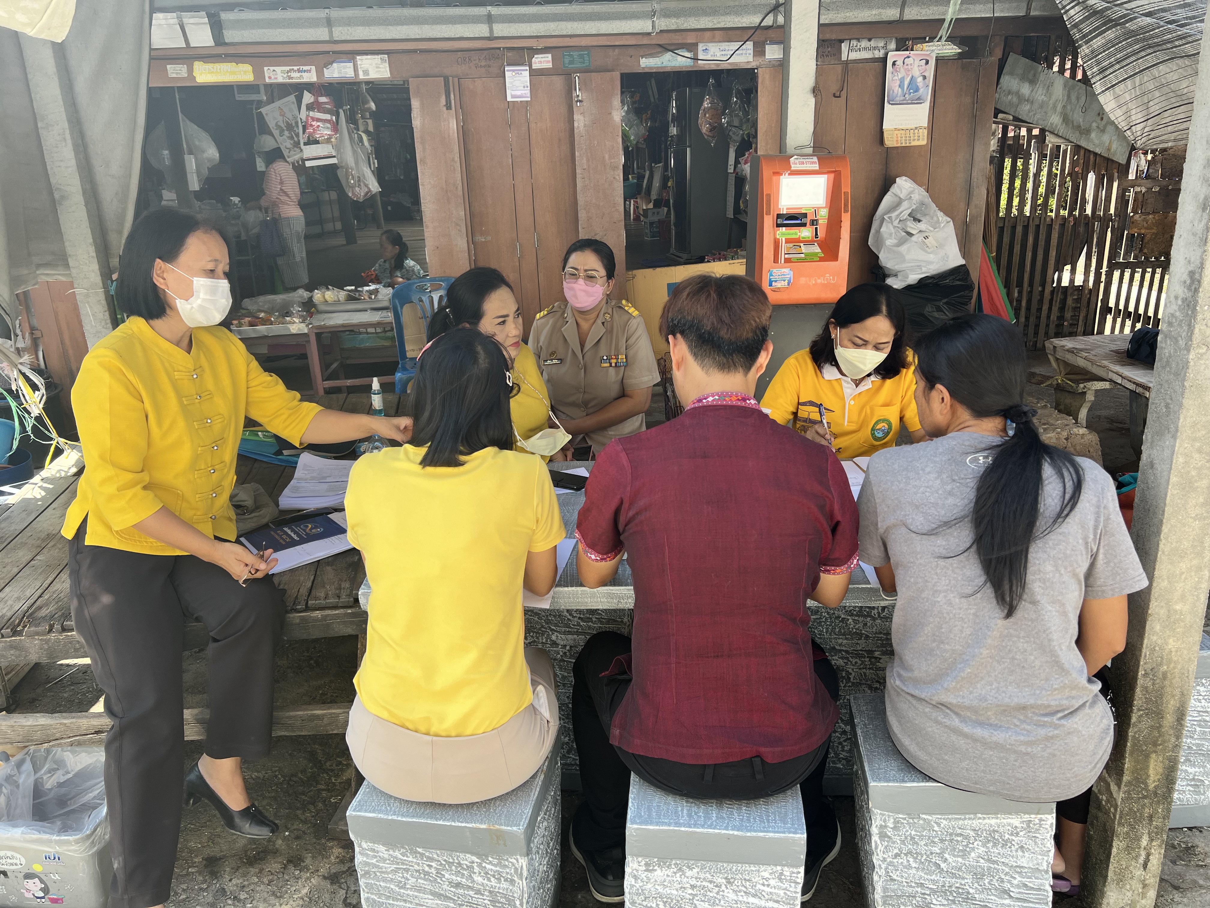 ??พช. ฉะเชิงเทรา เตรียมความพร้อมส่งมอบบ้าน GLO และติดตามการดำเนินงาน จปฐ.