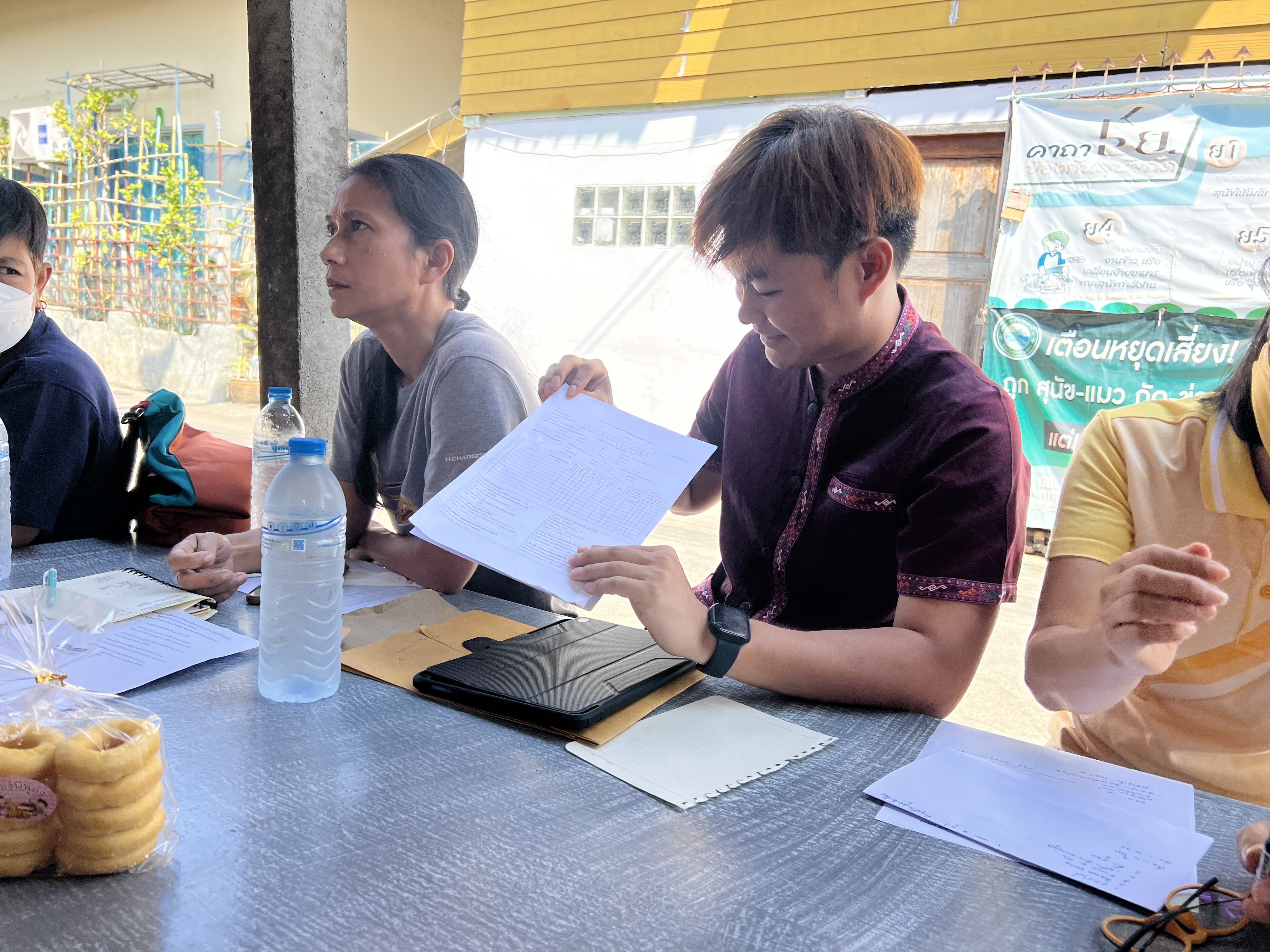 ??พช. ฉะเชิงเทรา เตรียมความพร้อมส่งมอบบ้าน GLO และติดตามการดำเนินงาน จปฐ.