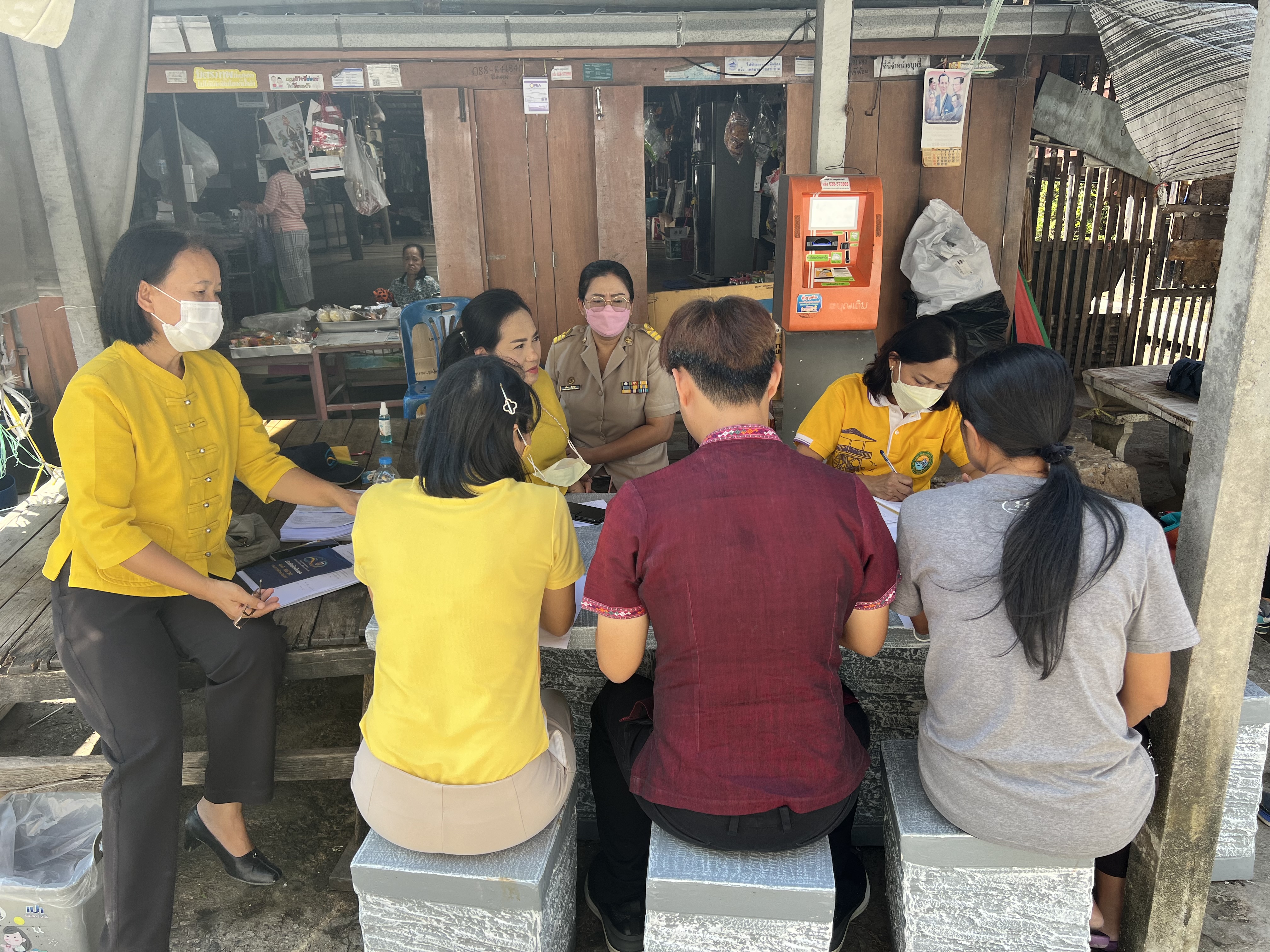 ??พช. ฉะเชิงเทรา เตรียมความพร้อมส่งมอบบ้าน GLO และติดตามการดำเนินงาน จปฐ.