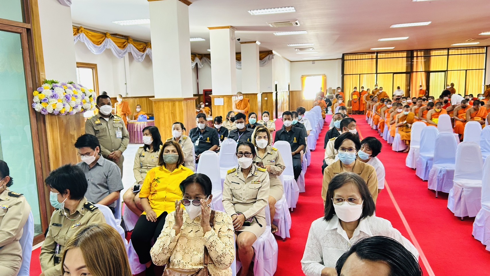 ??พช. ฉะเชิงเทรา ร่วมพิธีลาสิกขาพระภิกษุโครงการบรรพชาอุปสมบท ๙๙ รูป ถวายพระพรชัยมงคล แด่สมเด็จพระเจ้าลูกเธอ เจ้าฟ้าพัชรกิติยาภา นเรนทิราเทพยวดี กรมหลวงราชสาริณีสิริพัชร มหาวัชรราชธิดา กระทรวงมหาดไทย