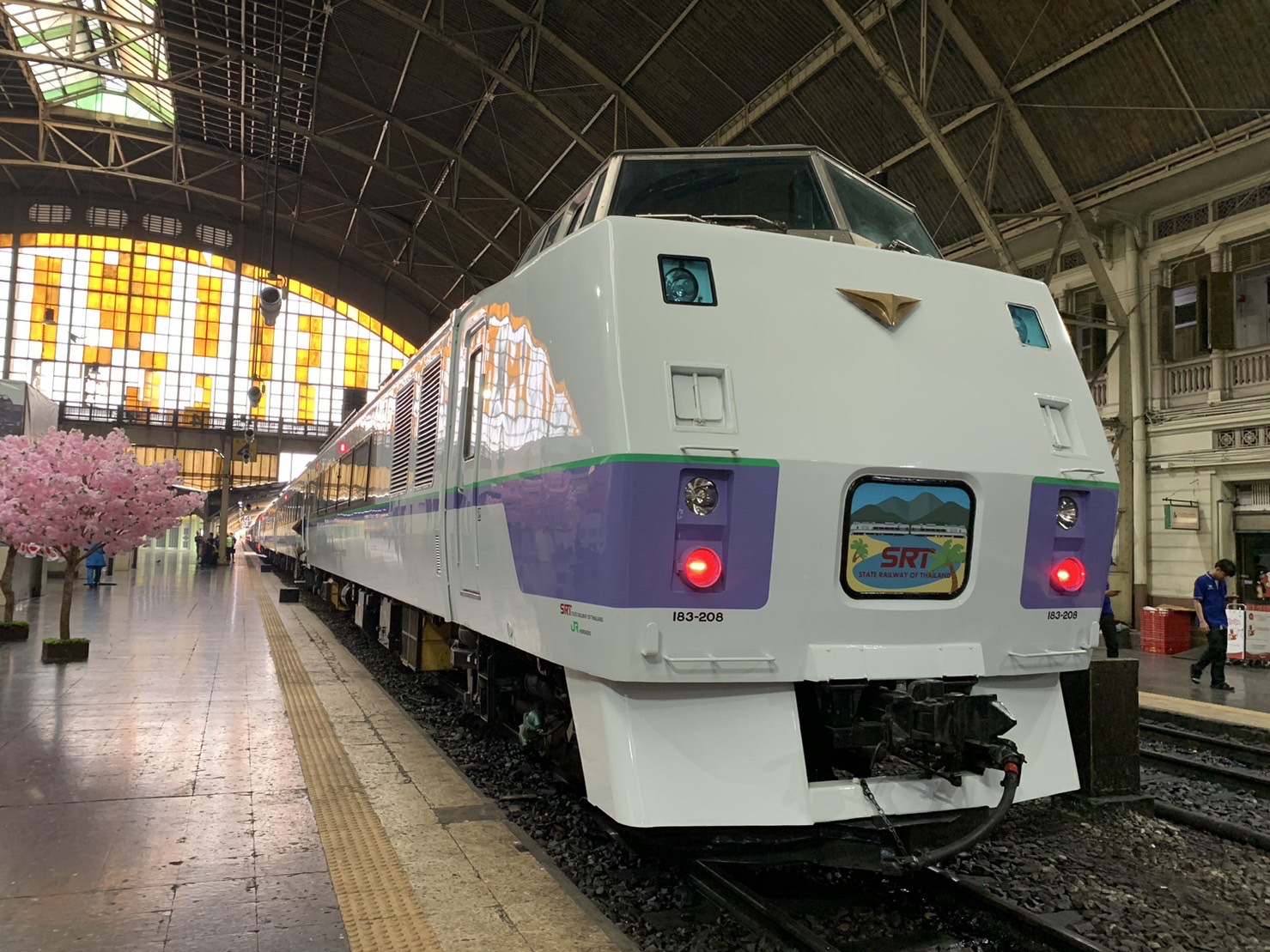 ??พช. ฉะเชิงเทรา ร่วมทริป “ อิ่มบุญ อิ่มอร่อย ช้อปคุ้ม เสริมสิริมงคล ไปกับขบวนรถ KIHA 183”