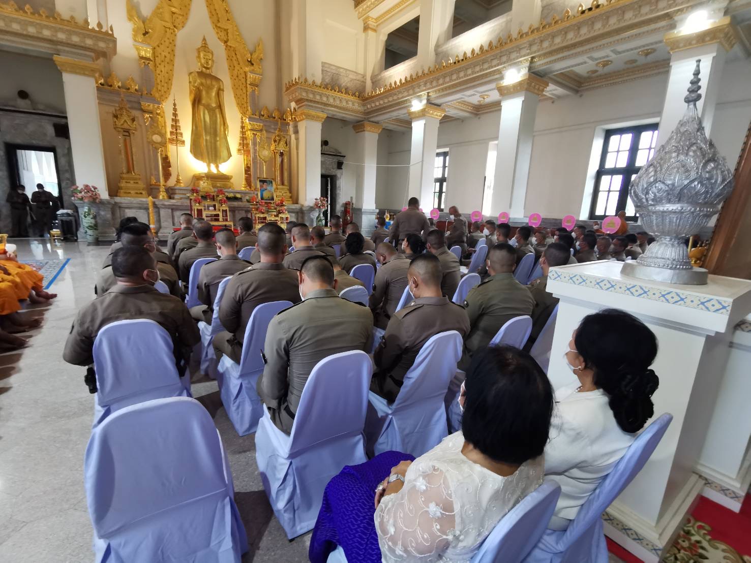 ??พช. ฉะเชิงเทรา ร่วมเจริญพุทธมนต์ เจริญจิตตภาวนาถวายพระพรไชยมงคล แด่สมเด็จพระเจ้าลูกเธอเจ้าฟ้าพัชรกิติยาภา