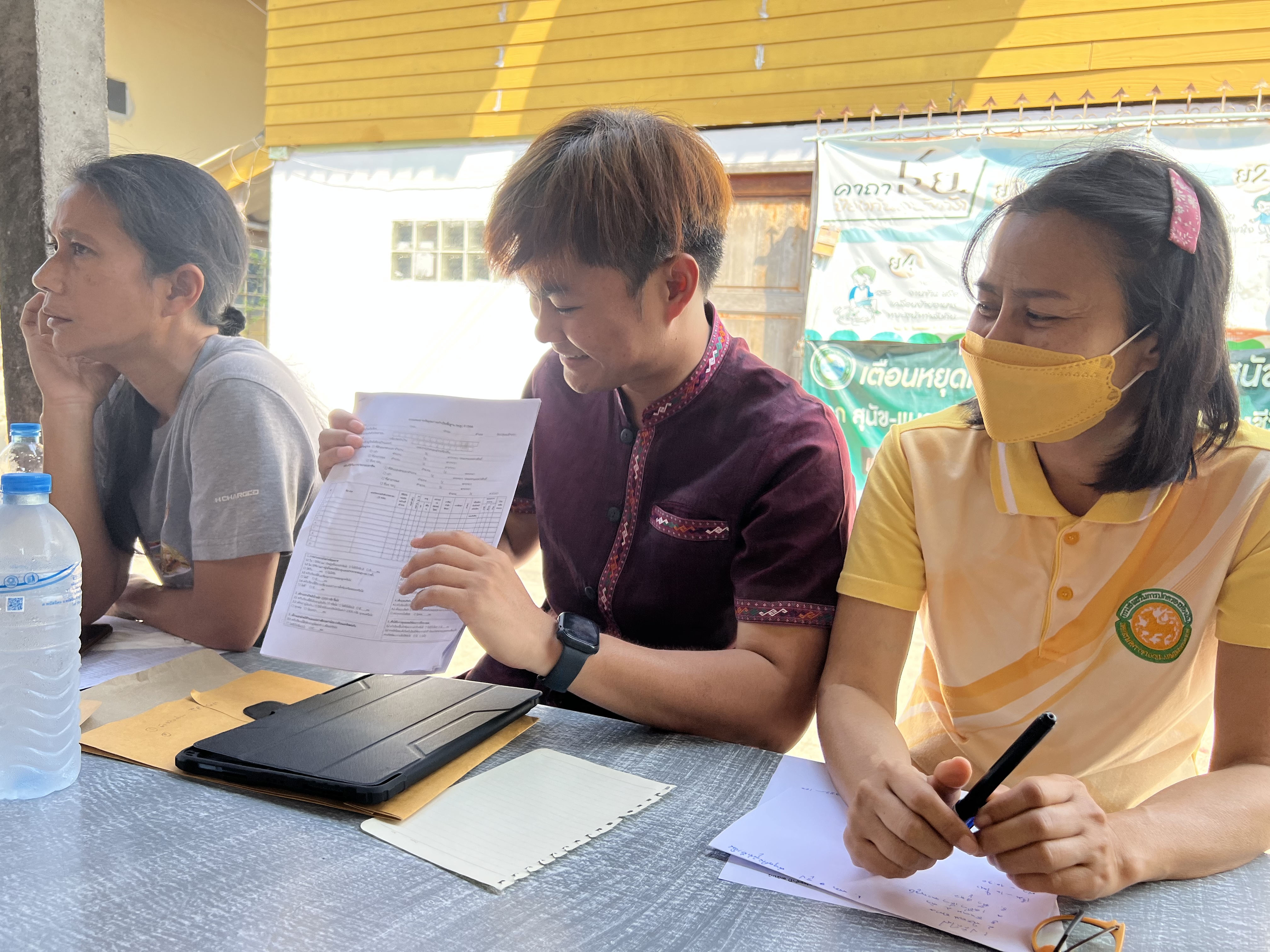 ??พช. ฉะเชิงเทรา เตรียมความพร้อมส่งมอบบ้าน GLO และติดตามการดำเนินงาน จปฐ.