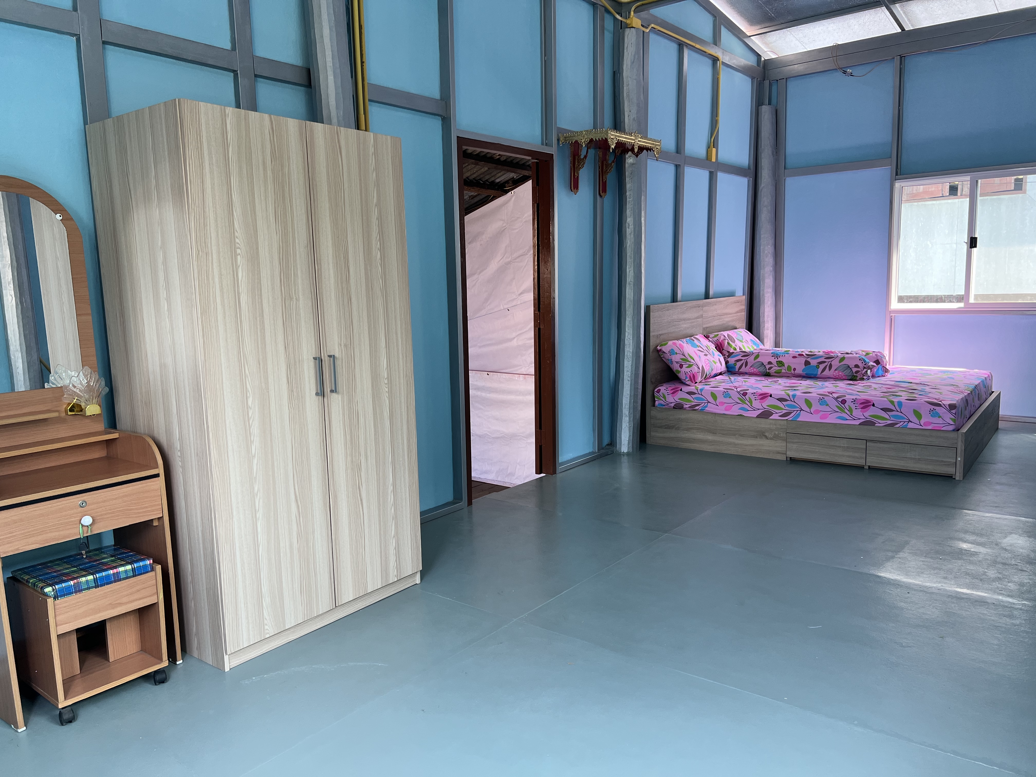 ??พช. ฉะเชิงเทรา เตรียมความพร้อมส่งมอบบ้าน GLO และติดตามการดำเนินงาน จปฐ.