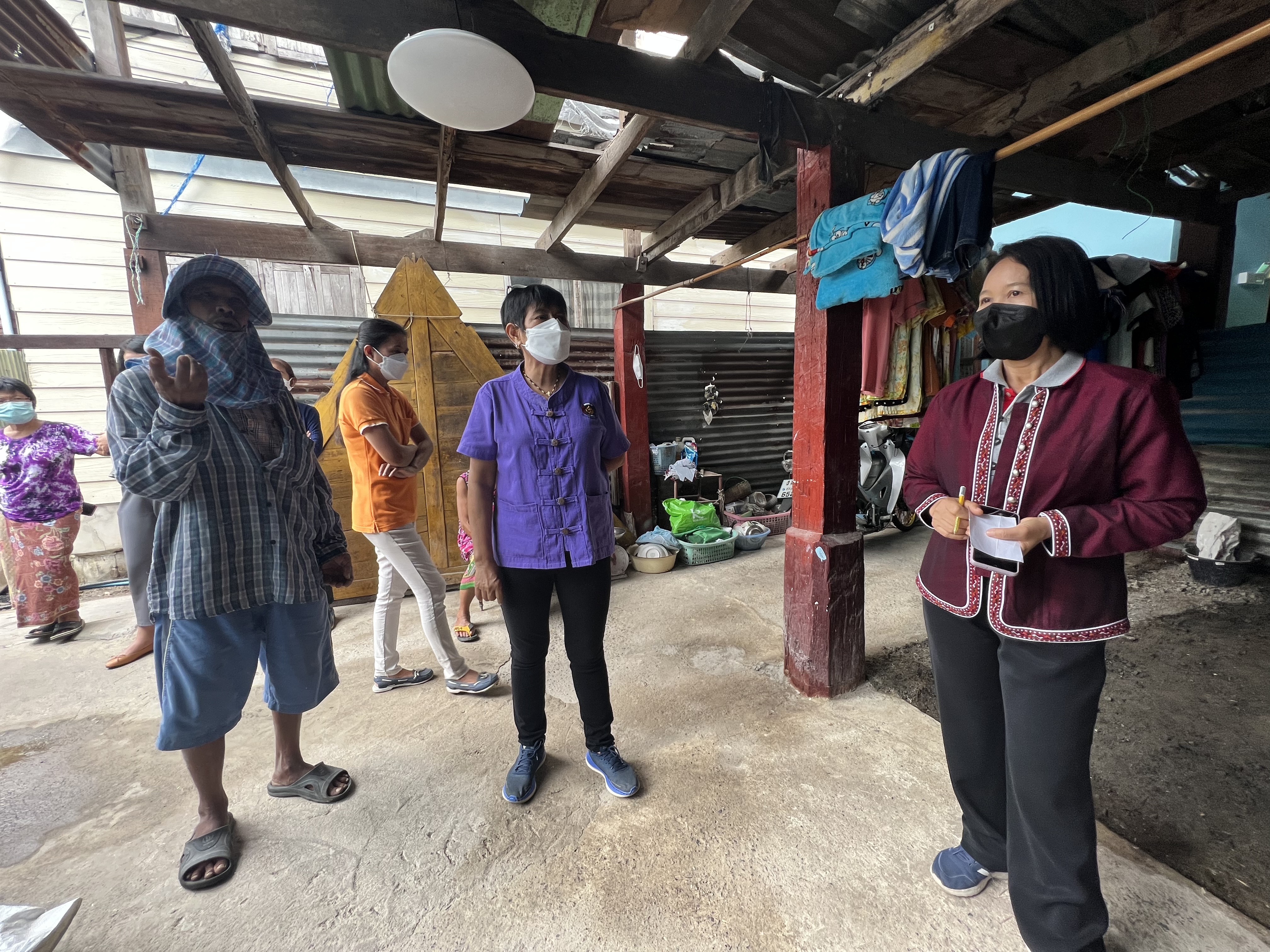 ??พช. ฉะเชิงเทรา ลงพื้นที่เตรียมความพร้อมส่งมอบบ้านโครงการบ้านห่วงใยจากใจ GLO ประจำปี 2565