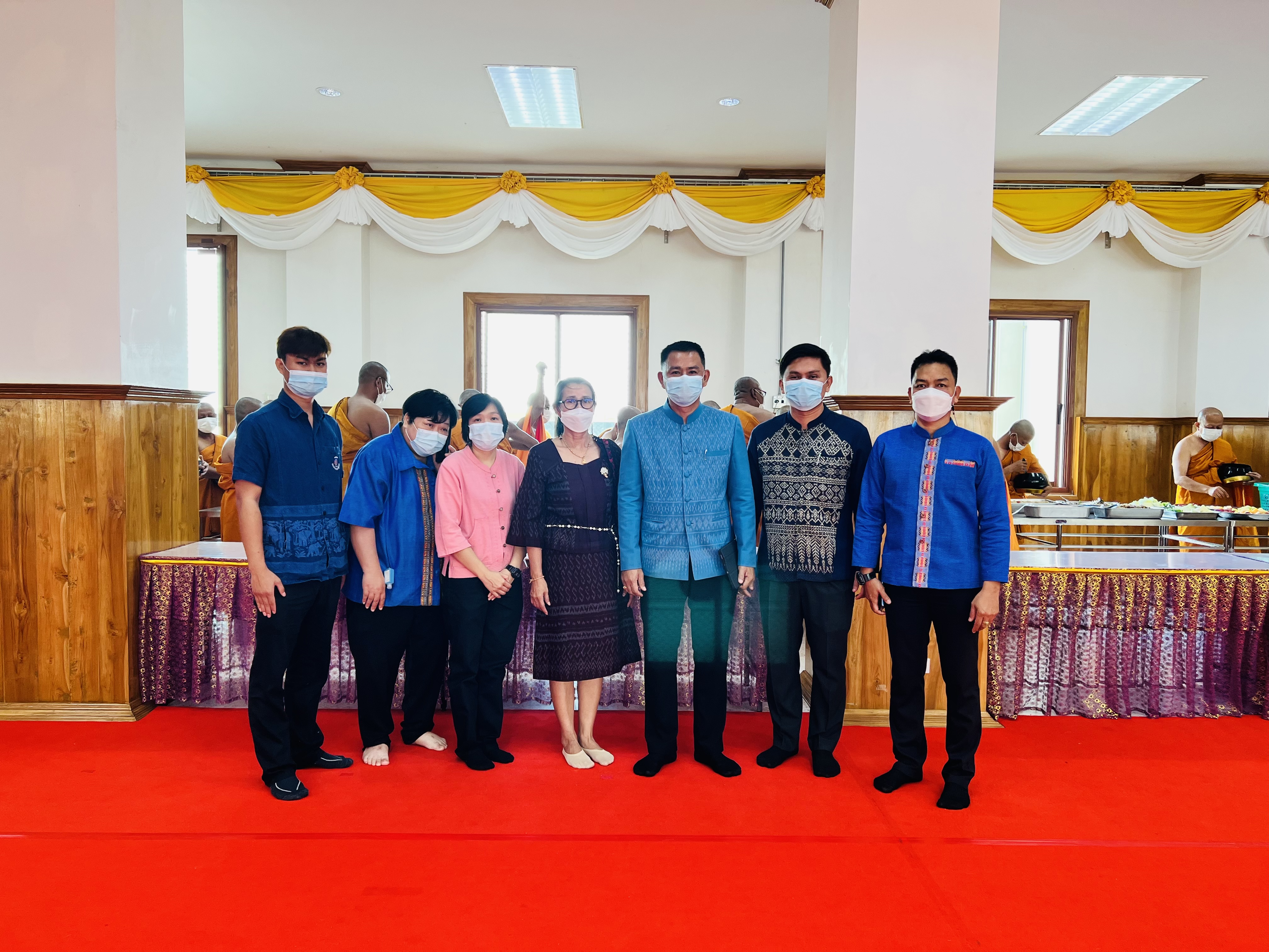 ??พช. ฉะเชิงเทรา ร่วมเป็นเจ้าภาพถวายปัจจัย ในพิธีบรรพชาอุปสมบท 99 รูป ถวายพระพรชัยมงคล แด่สมเด็จพระเจ้าลูกเธอ เจ้าฟ้าพัชรกิติยาภาฯ