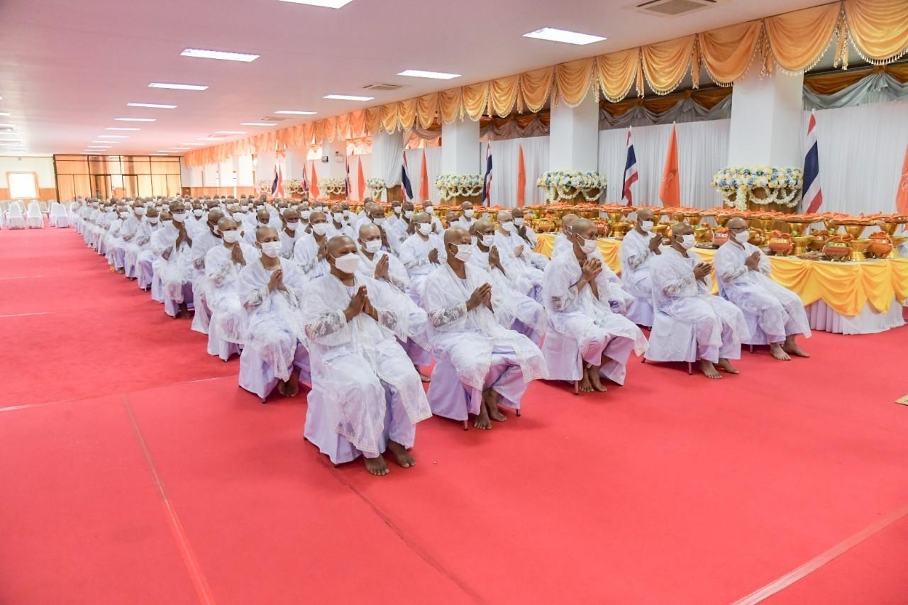 ??พช. ฉะเชิงเทรา ร่วมพิธีบรรพชาอุปสมบท 99 รูป ถวายพระพรชัยมงคล แด่สมเด็จพระเจ้าลูกเธอ เจ้าฟ้าพัชรกิติยาภาฯ วันที่ 2