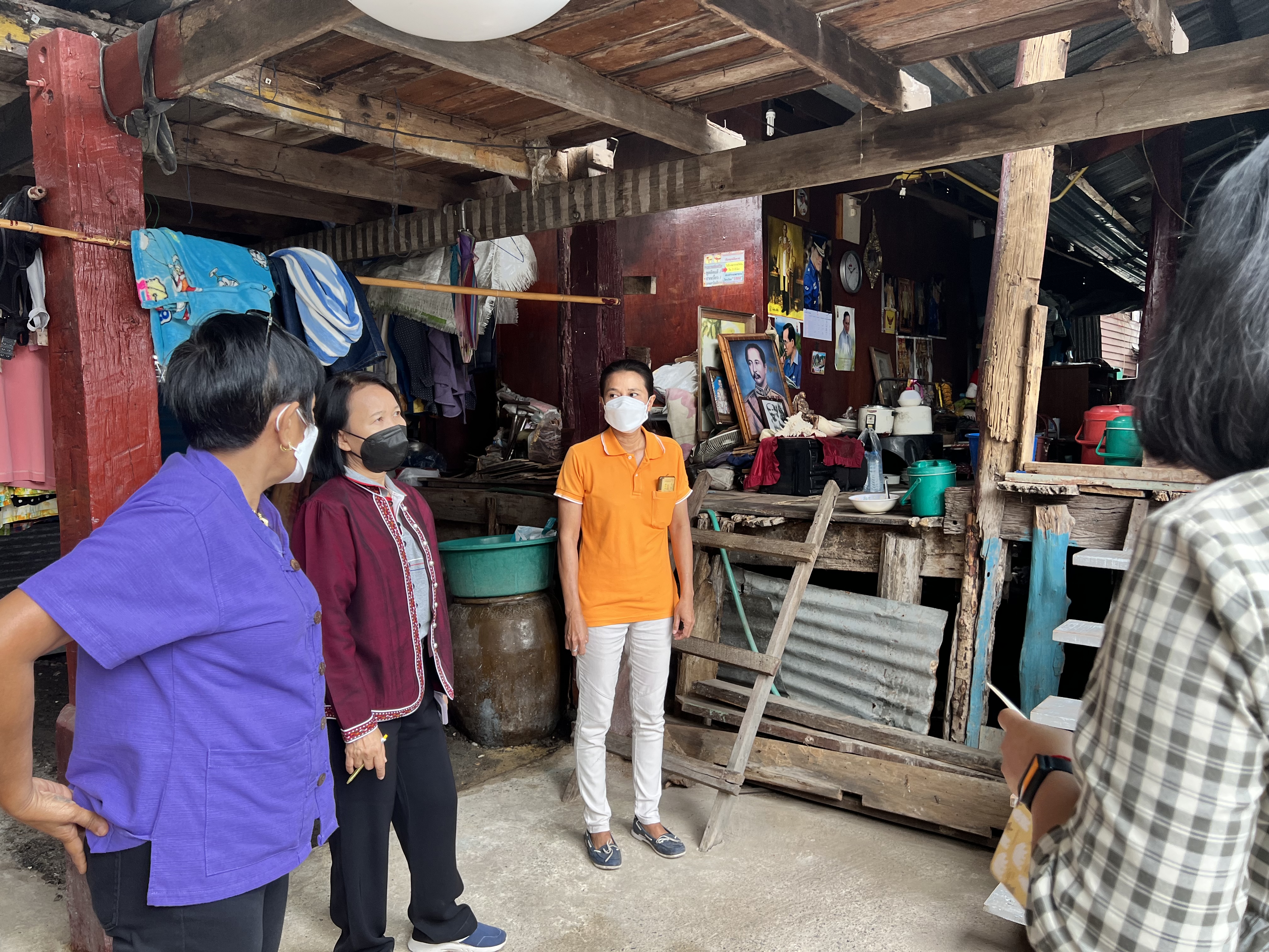 ??พช. ฉะเชิงเทรา ลงพื้นที่เตรียมความพร้อมส่งมอบบ้านโครงการบ้านห่วงใยจากใจ GLO ประจำปี 2565