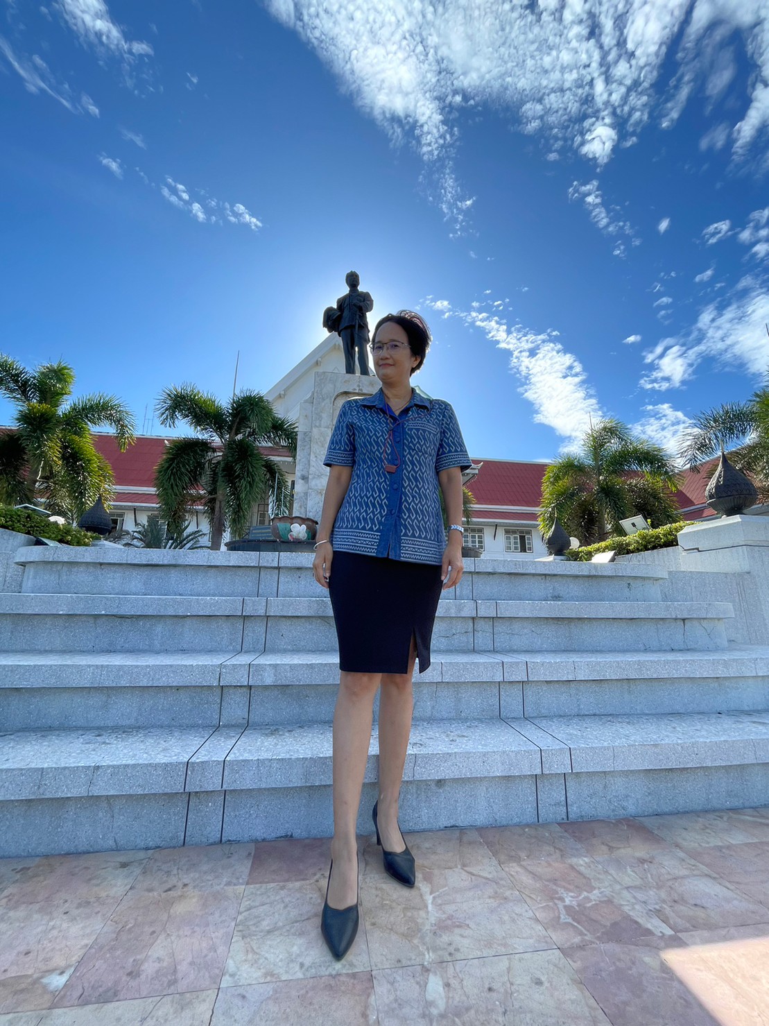 ??พช. ฉะเชิงเทรา ต้อนรับน้องใหม่ สักการะสิ่งศักดิ์สิทธิ์ ศาลากลางจังหวัดฉะเชิงเทรา