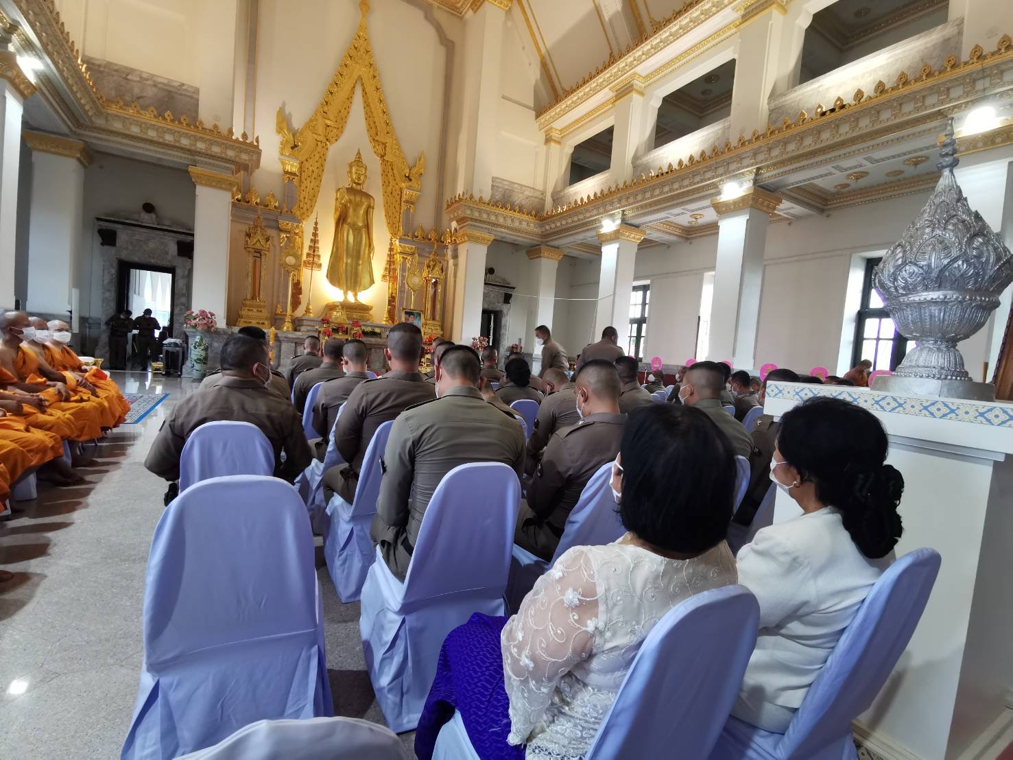 ??พช. ฉะเชิงเทรา ร่วมเจริญพุทธมนต์ เจริญจิตตภาวนาถวายพระพรไชยมงคล แด่สมเด็จพระเจ้าลูกเธอเจ้าฟ้าพัชรกิติยาภา