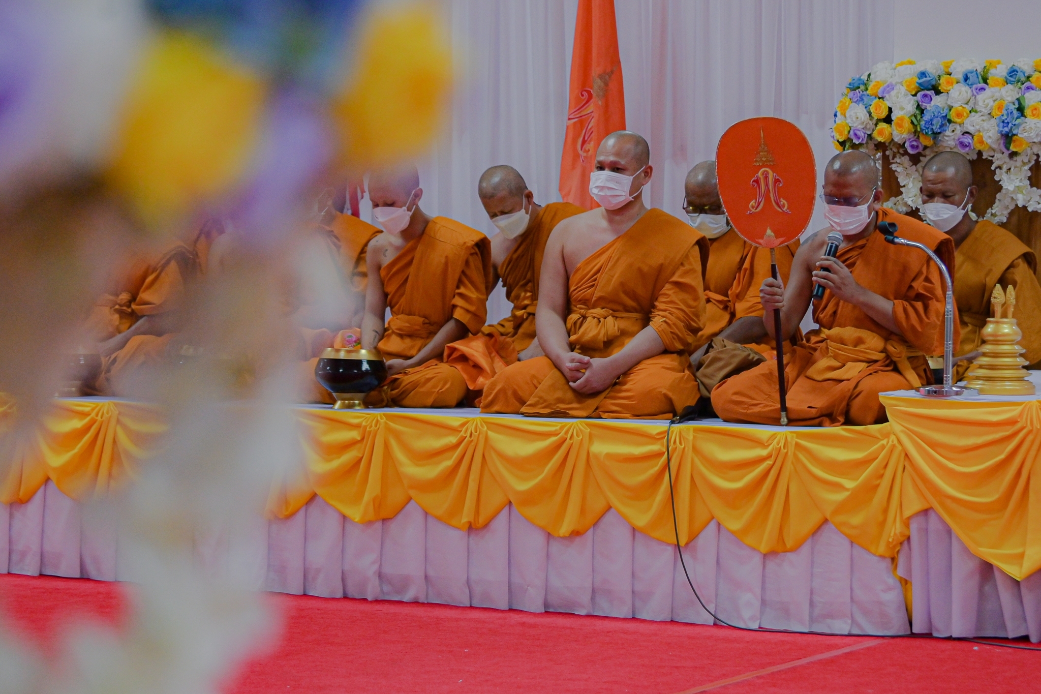 ??พช. ฉะเชิงเทรา ร่วมเป็นเจ้าภาพถวายปัจจัย ในพิธีบรรพชาอุปสมบท 99 รูป ถวายพระพรชัยมงคล แด่สมเด็จพระเจ้าลูกเธอ เจ้าฟ้าพัชรกิติยาภาฯ